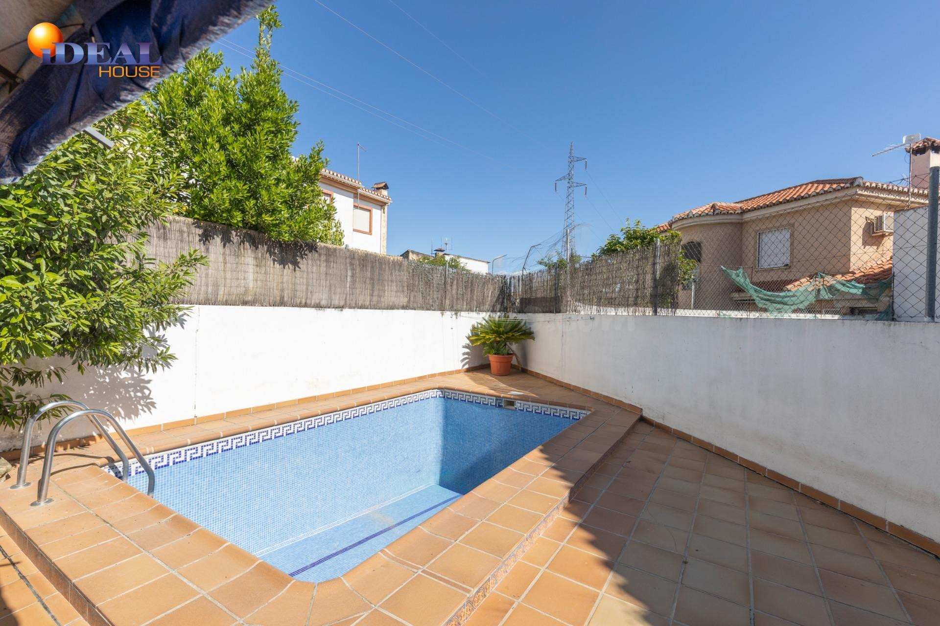 Estupenda casa pareada con piscina en Híjar - foto 3