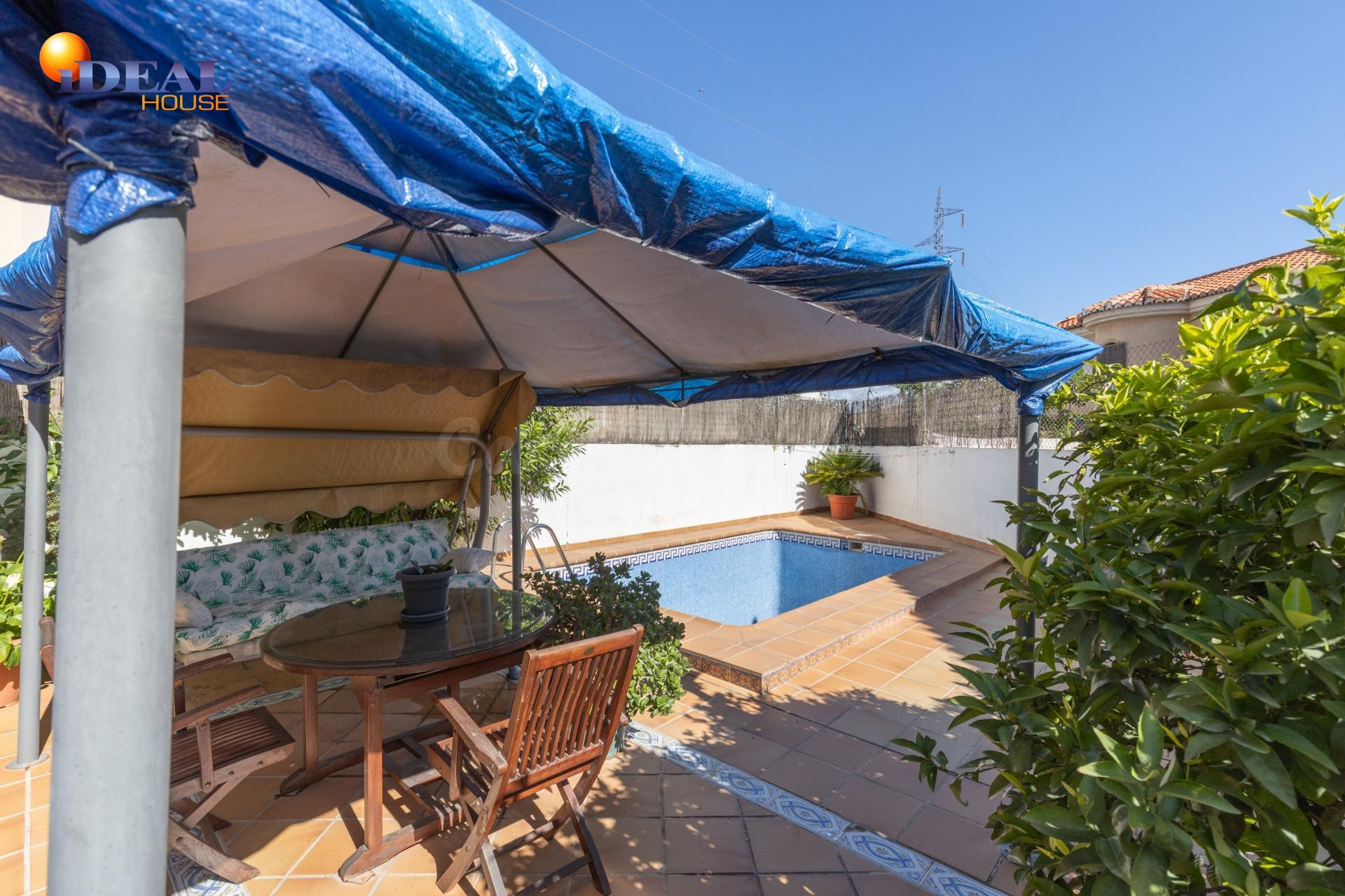 Estupenda casa pareada con piscina en Híjar - foto 5