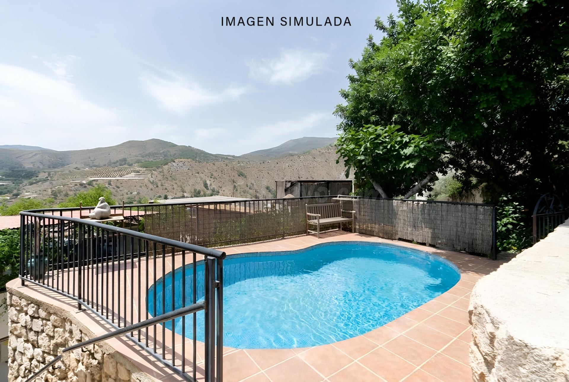 Casa muy peculiar Reformada con Piscina y Vistas Panorámicas