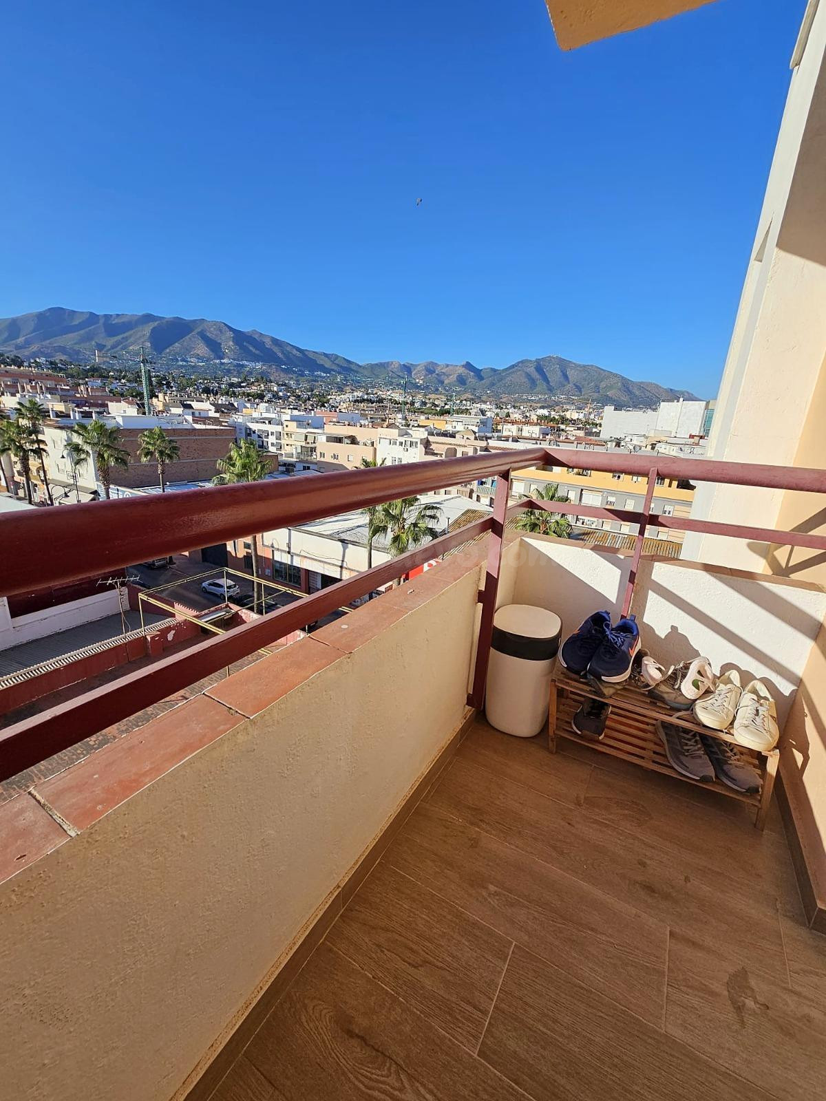 PISO DE 2 DORMITORIOS CON TERRAZA, PISCINA Y VISTAS EN LAS L - foto 4