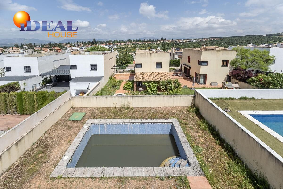 PRECIOSO CHALET EN LOMA VERDE - foto 4