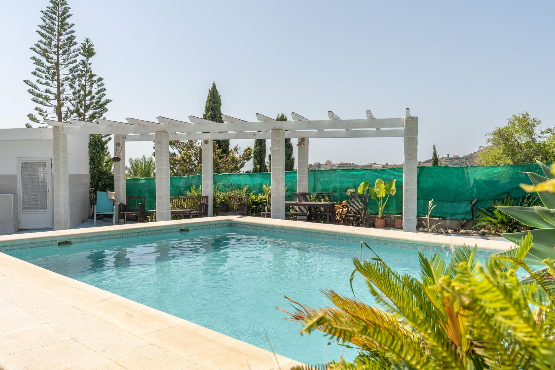 TU OASIS EN LA COSTA TROPICAL TE ESPERA !!!!