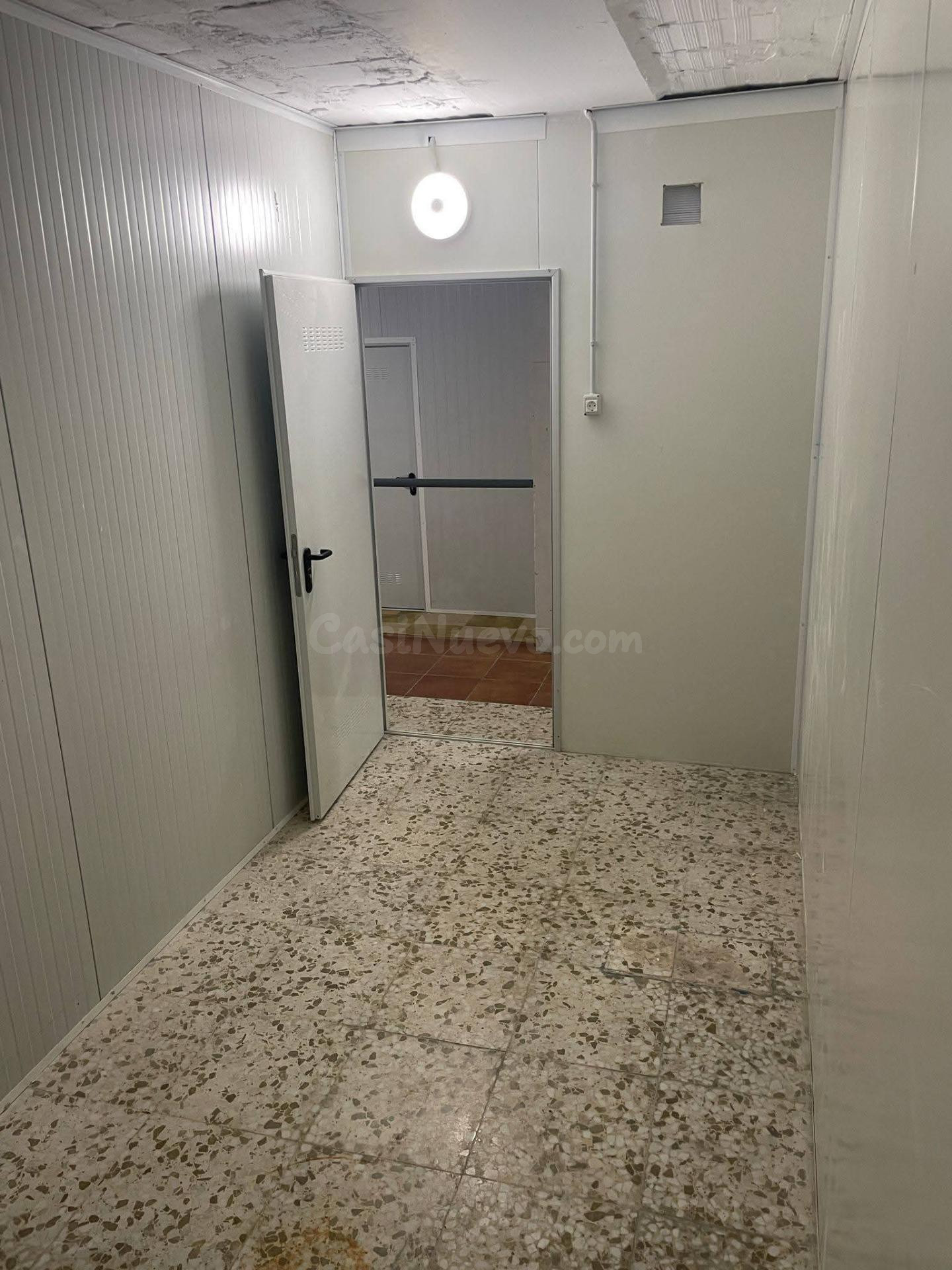 ¡OPORTUNIDAD DE INVERSIÓN! 26 trasteros en funcionamiento en - foto 2