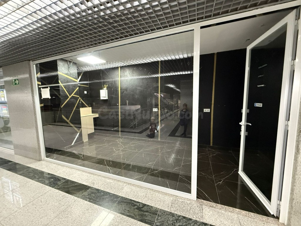 Local comercial en Alquiler en Sotogrande Cádiz - foto 3
