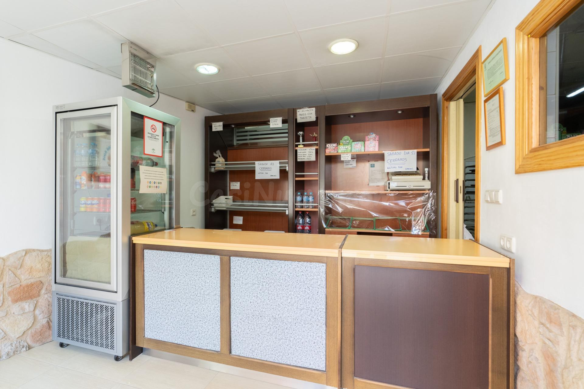 ¡La oportunidad que tu negocio estaba esperando en Motril! - foto 4