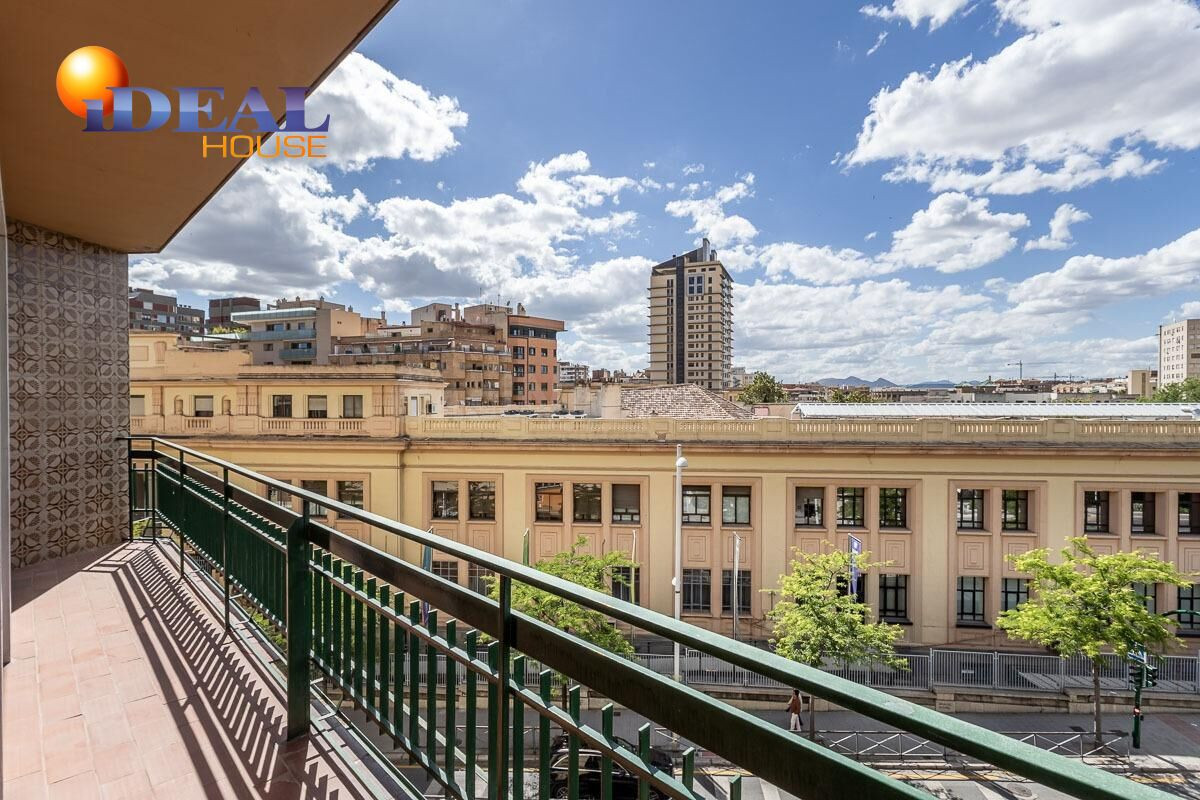 Piso señorial de 182 m2 en Avenida Madrid: amplitud, luz y p - foto 3
