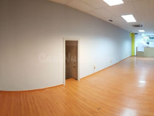 Local comercial 130m² en alquiler - Centro
