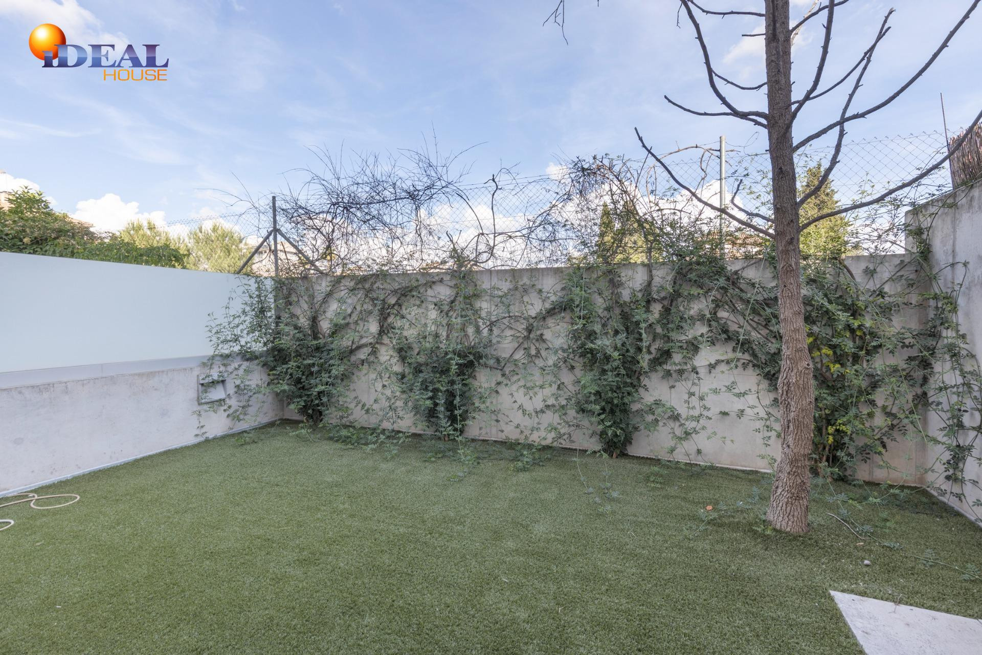 Exclusiva vivienda en zona Fórum - foto 2