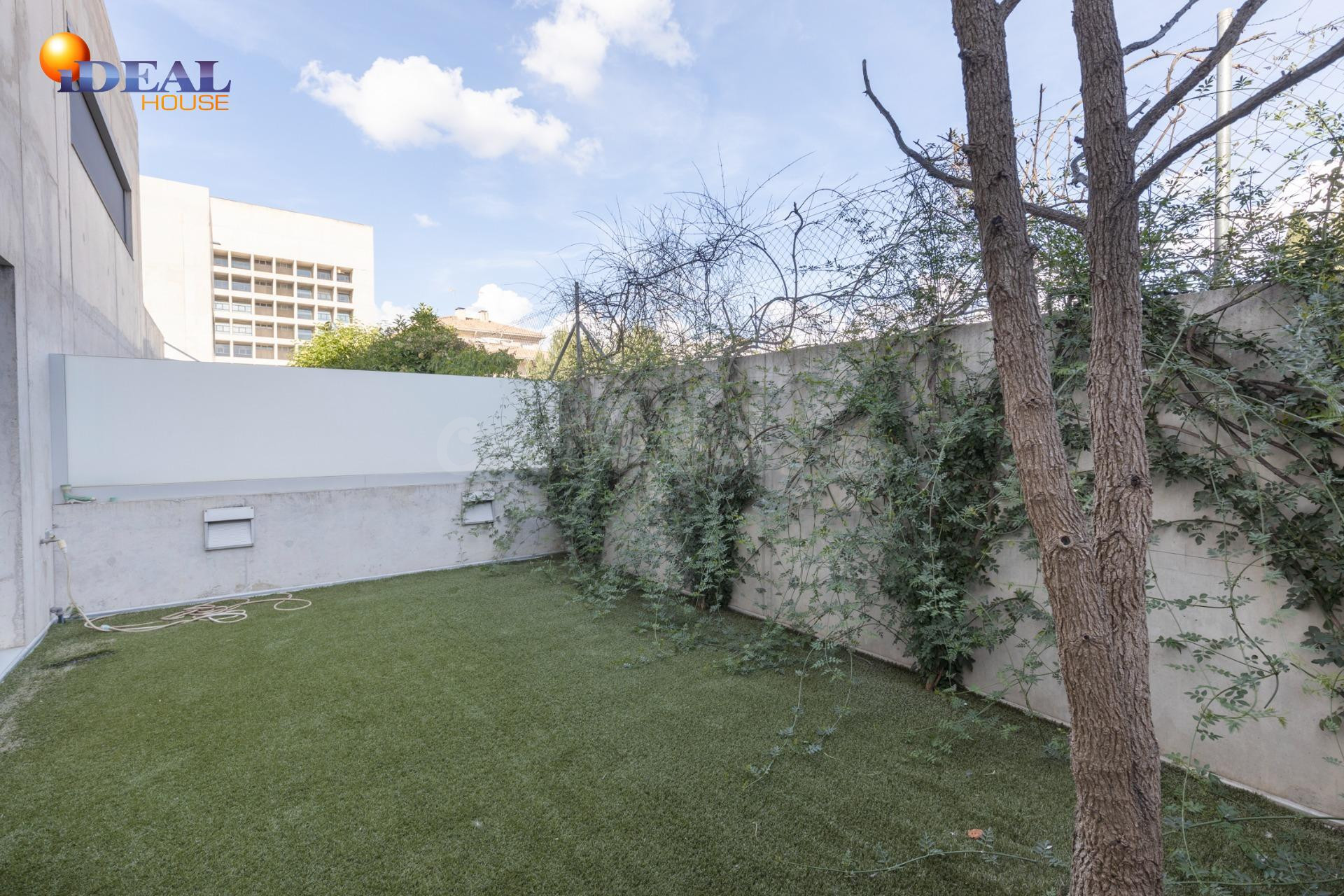 Exclusiva vivienda en zona Fórum - foto 3
