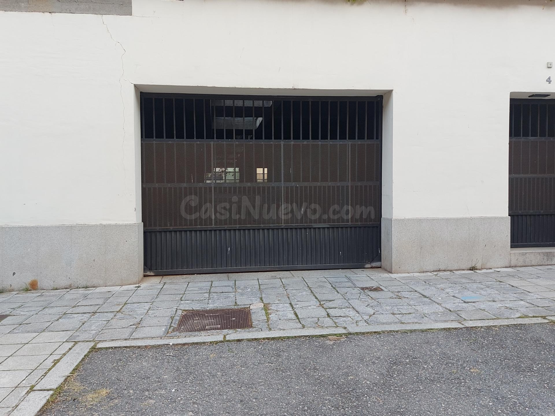 Plaza de garaje en venta en La Granja de San Ildefonso (Sego - foto 3