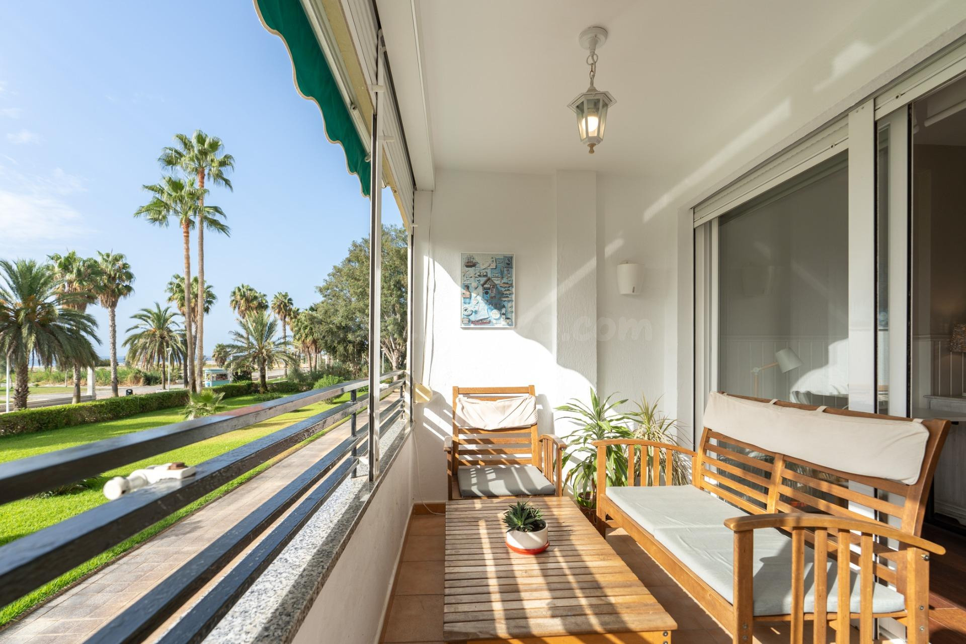 PRIMERA LÍNEA DE PLAYA | Terraza panorámica con vistas al ma - foto 2