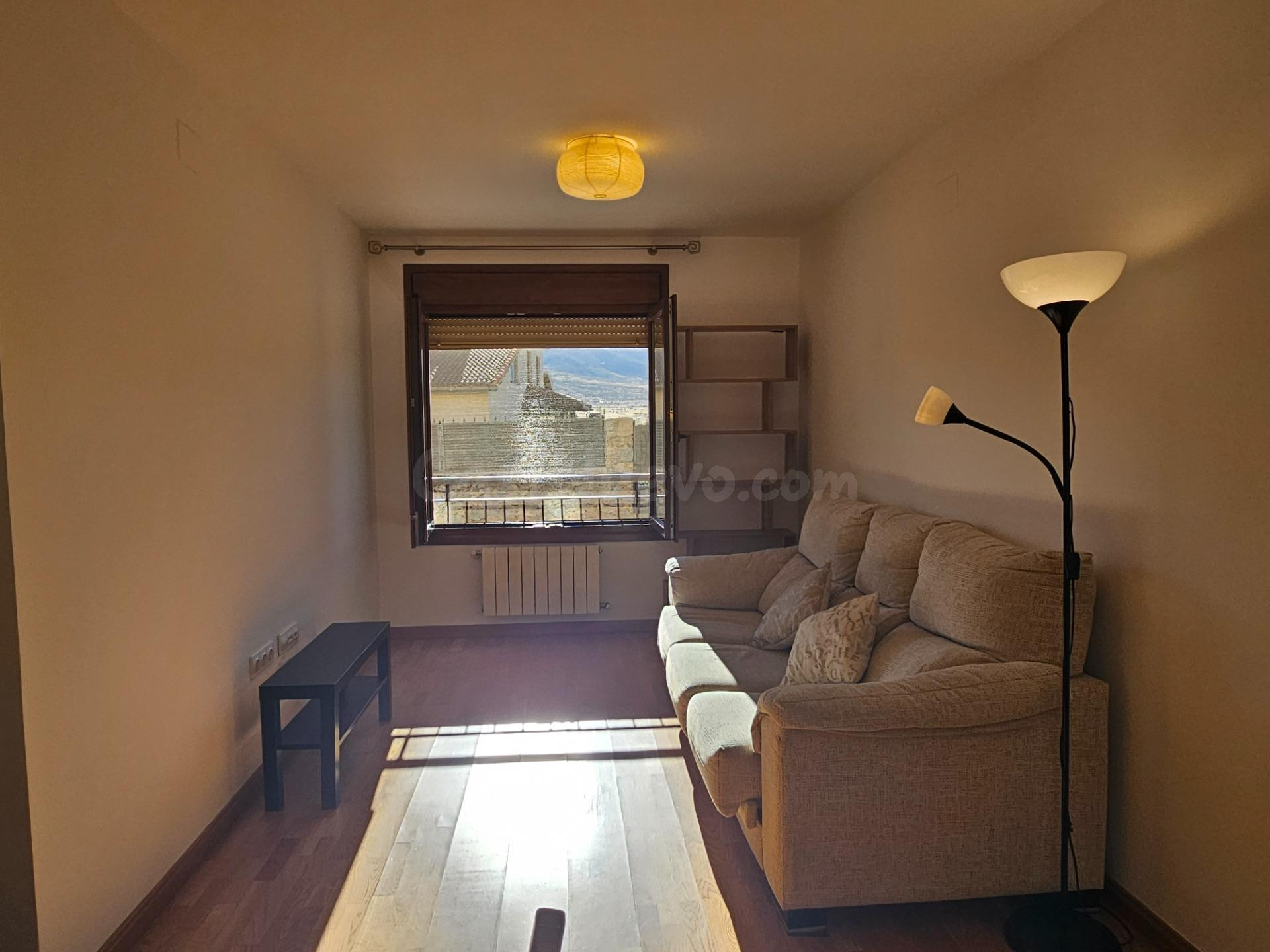 VIVIENDA EN VENTA EN TORRECABALLEROS - foto 3