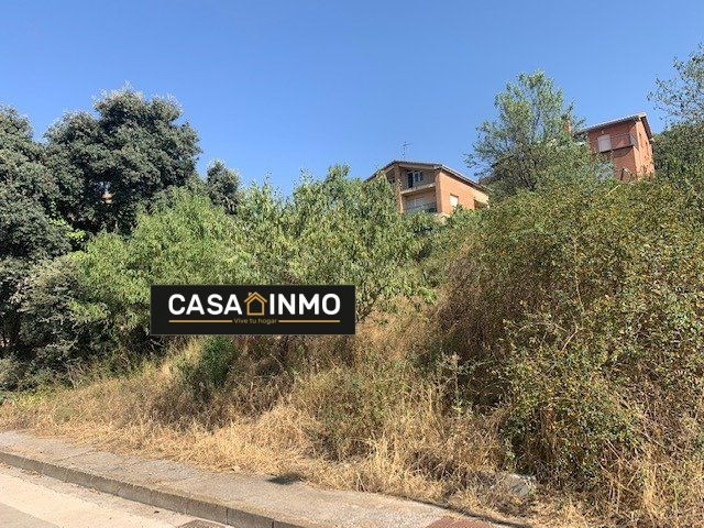 Venta de terreno urbano en urbanización El Ariño