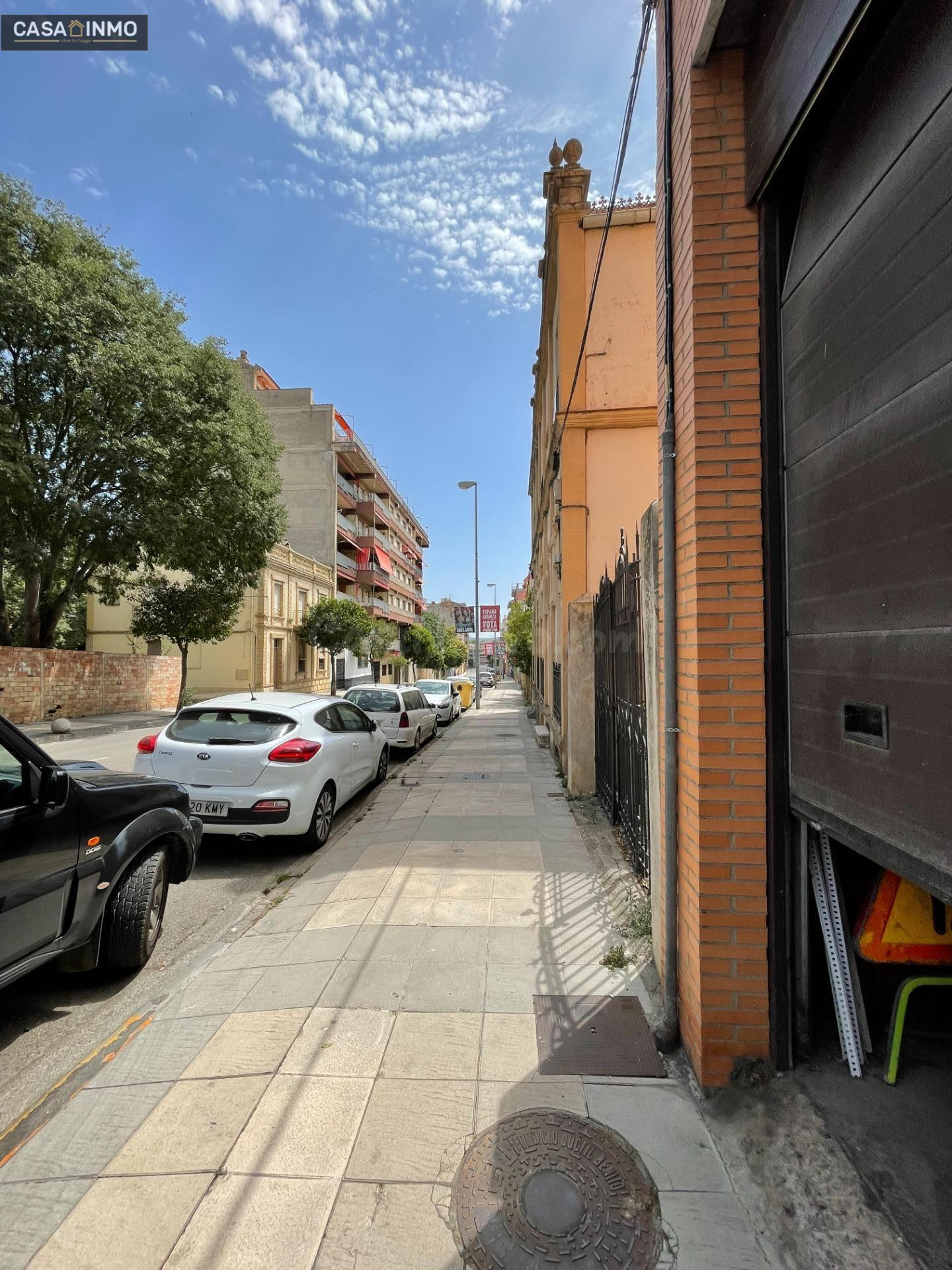 Se vende local comercial de origen en Avda. Ejército Español - foto 2