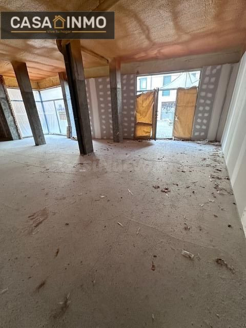 Se vende local de obra en zona Las Huertas. 100m2 - foto 2