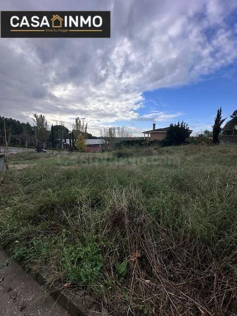 Venta de terreno urbano en zona residencial - foto 3