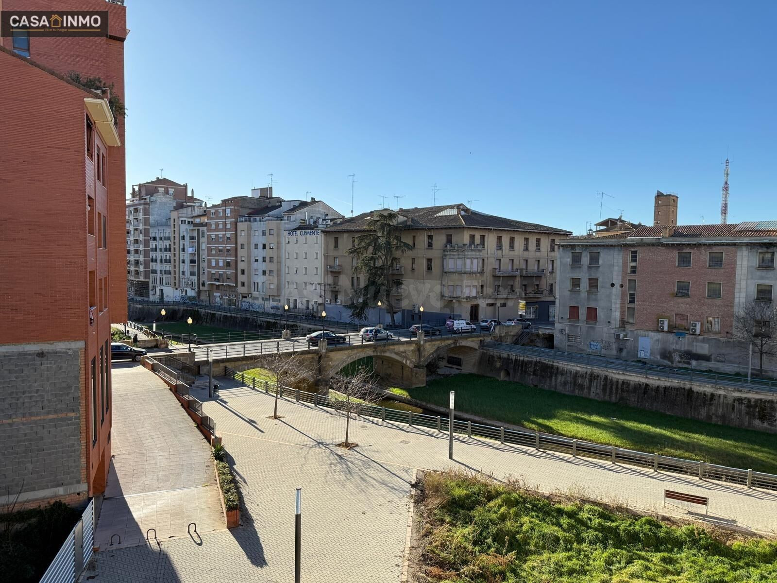 Venta de Casa en pleno centro de la ciudad - foto 3