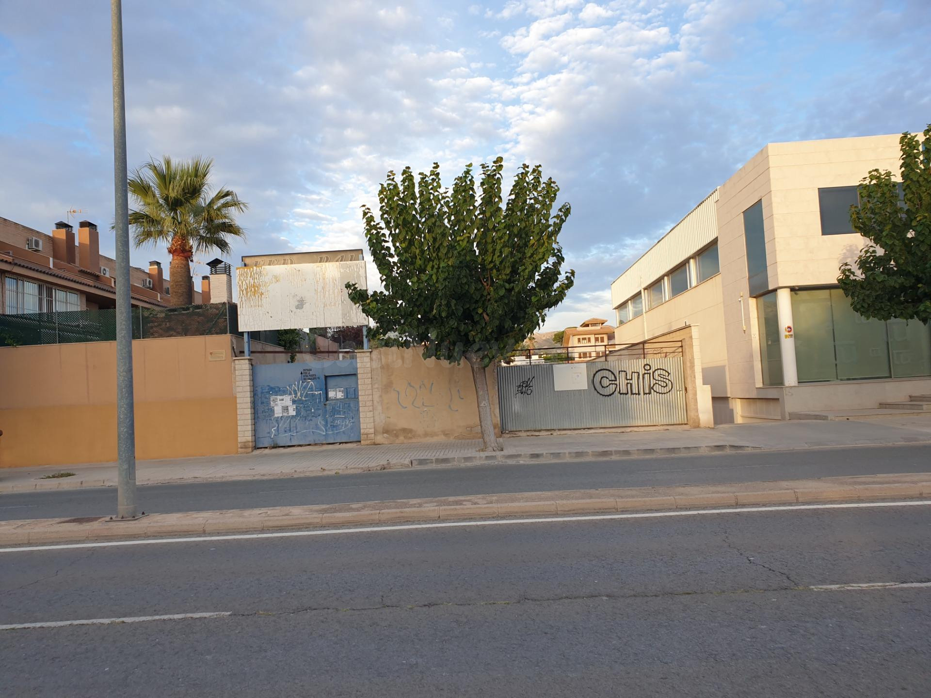 Solar en venta en Petrer - foto 2