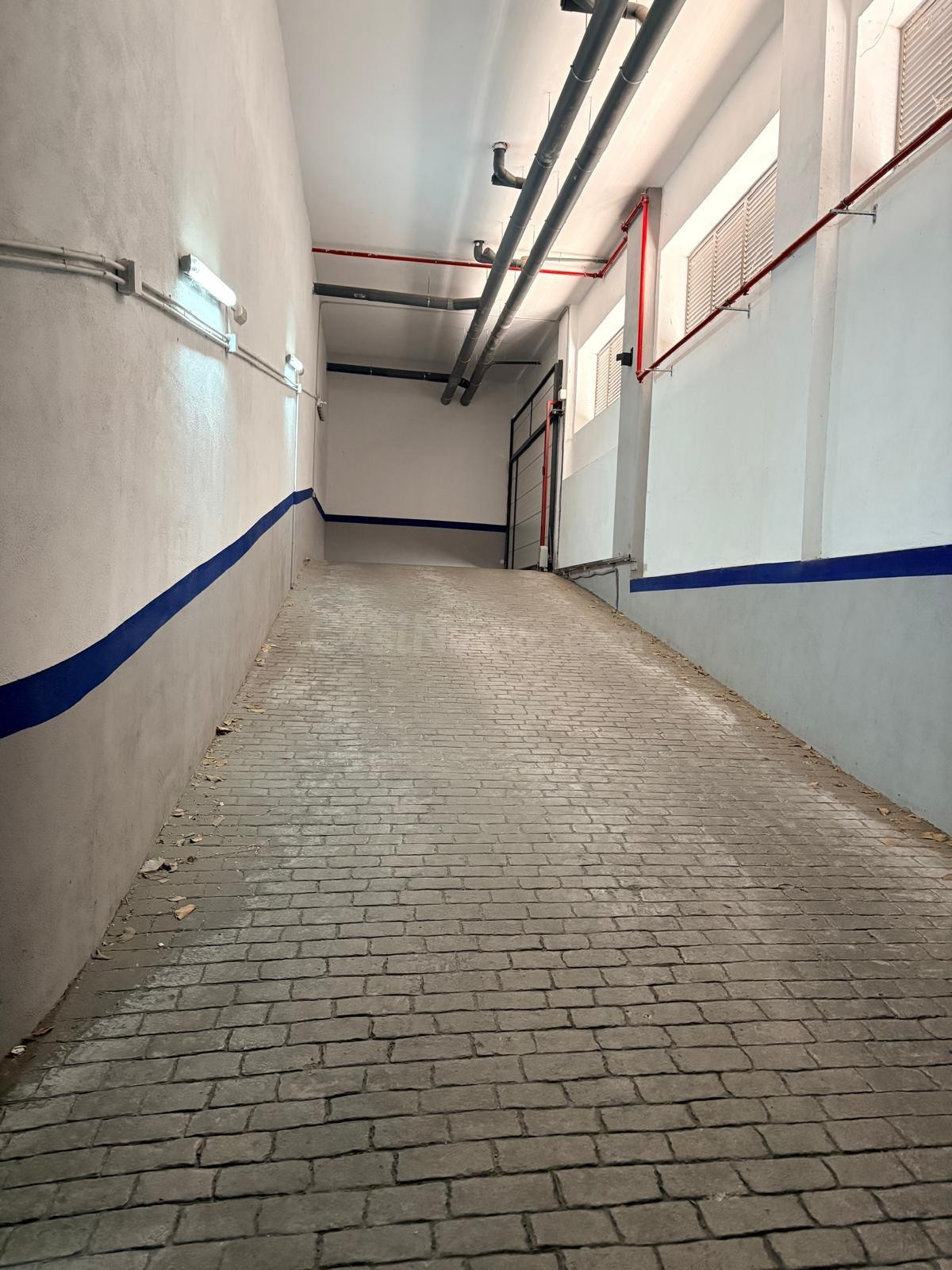 ¡OPORTUNIDAD DE ALQUILER PLAZA DE GARAJE EN RONDA SUR! - foto 4