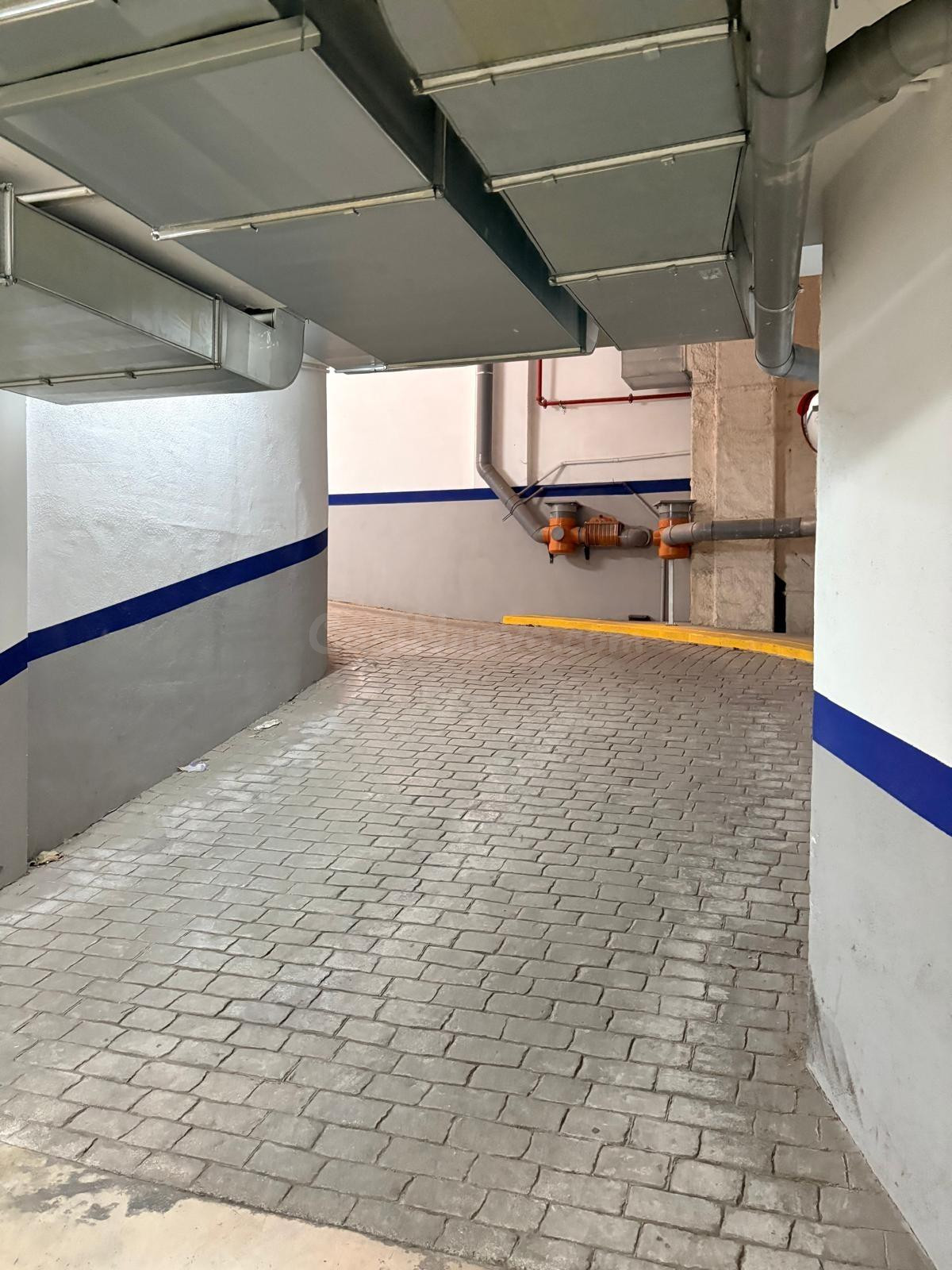 ¡OPORTUNIDAD DE ALQUILER PLAZA DE GARAJE EN RONDA SUR! - foto 5