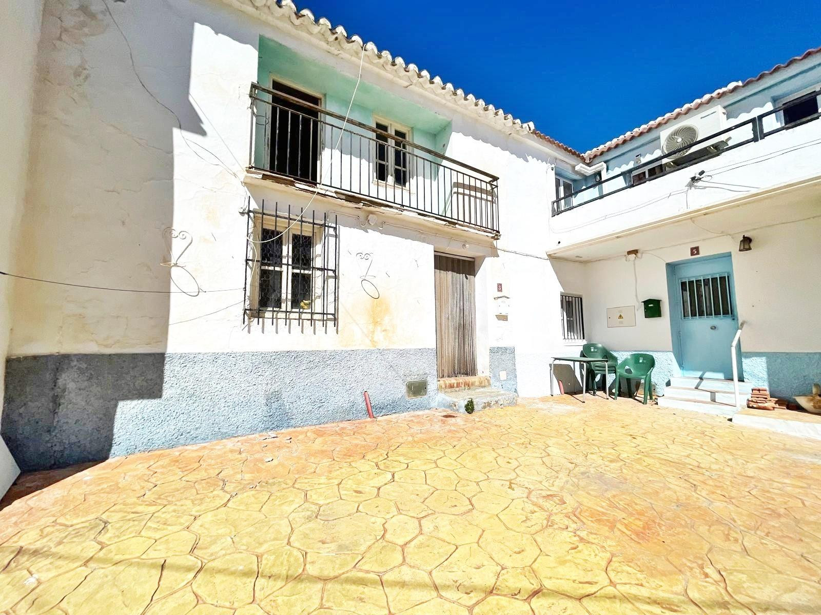 Casa de pueblo en Mondrón - foto 2