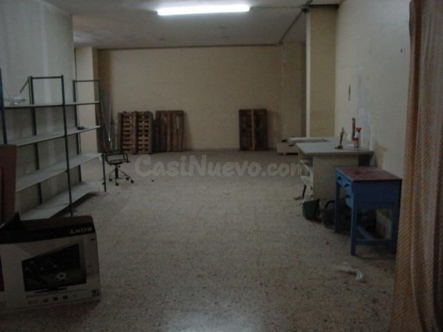 ALQUILER DE LOCAL - foto 2