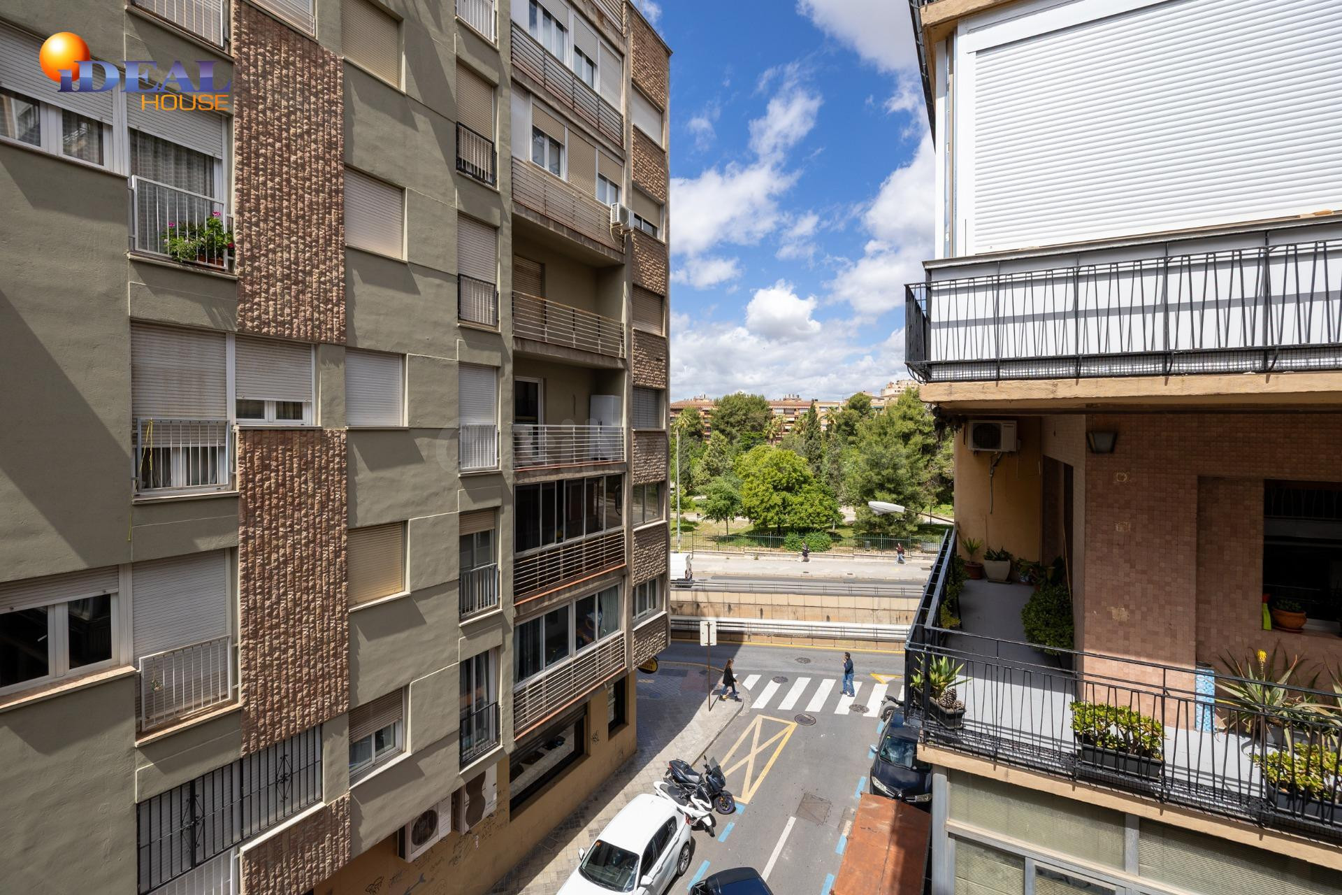 PISO EXTERIOR EN ACERA DE CANASTEROS, JUNTO A CONSTITUCIÓN Y - foto 3