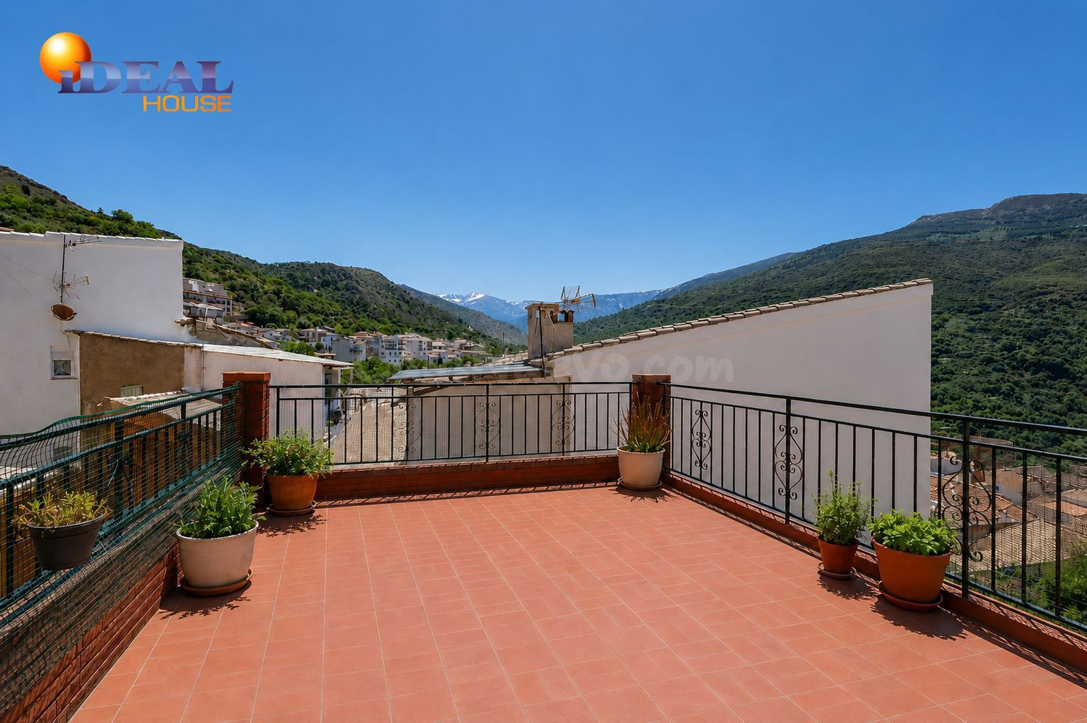 Una casa con alma en el corazón de Güéjar Sierra - foto 3