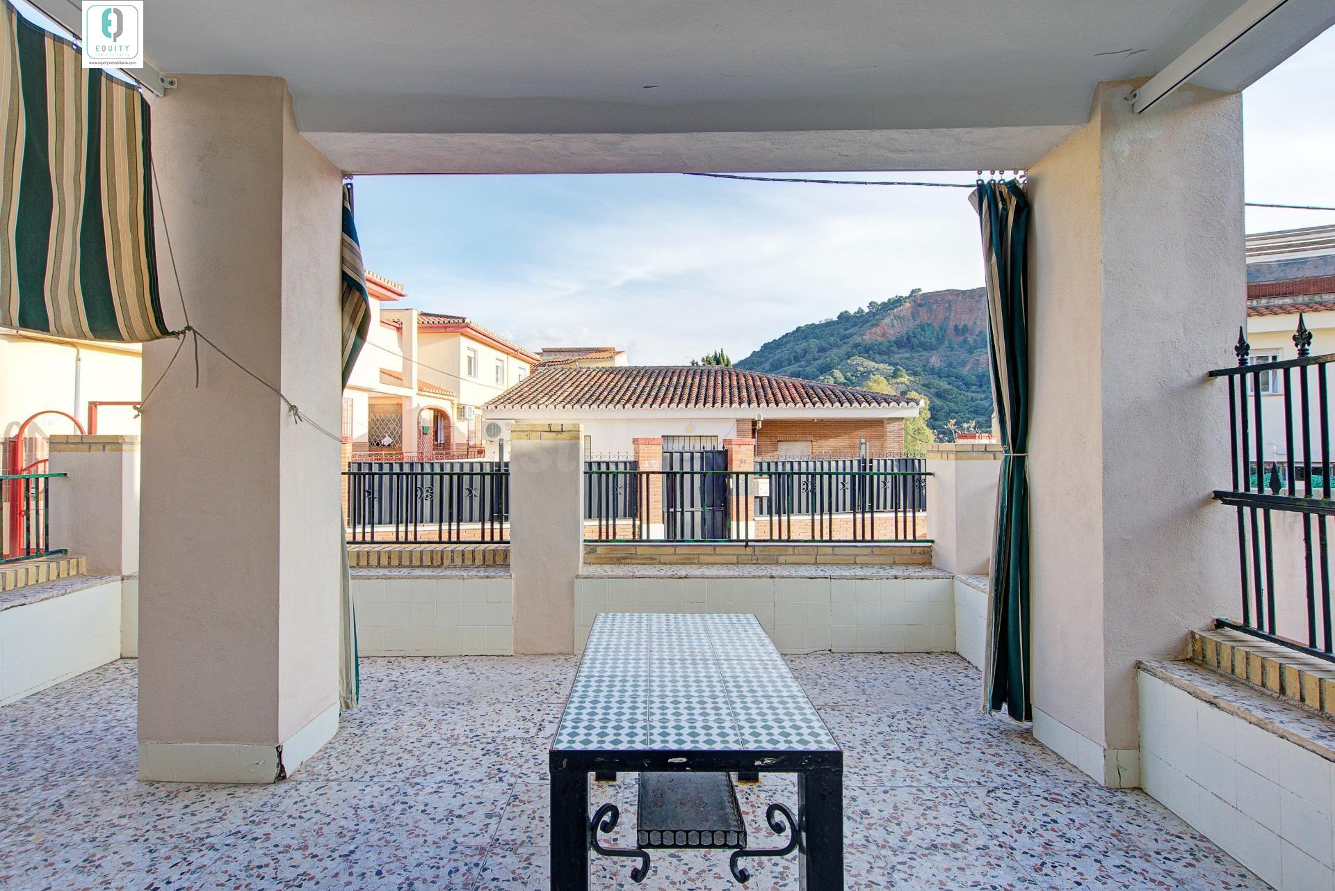 OPORTUNIDAD ÚNICA EN Granada – IDEAL INVERSORES Y FAMILIAS - foto 2