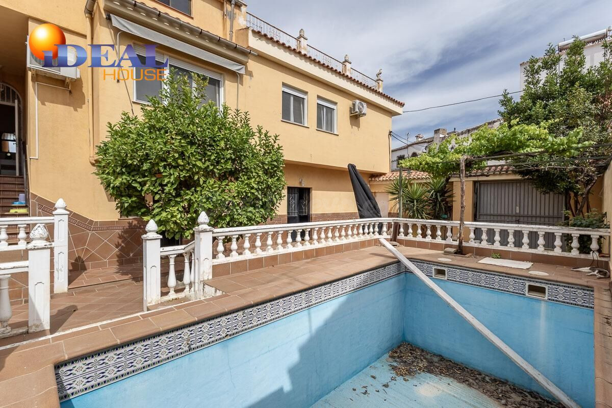 CHALET ADOSADO EN OGIJARES ( GRANADA) - foto 2
