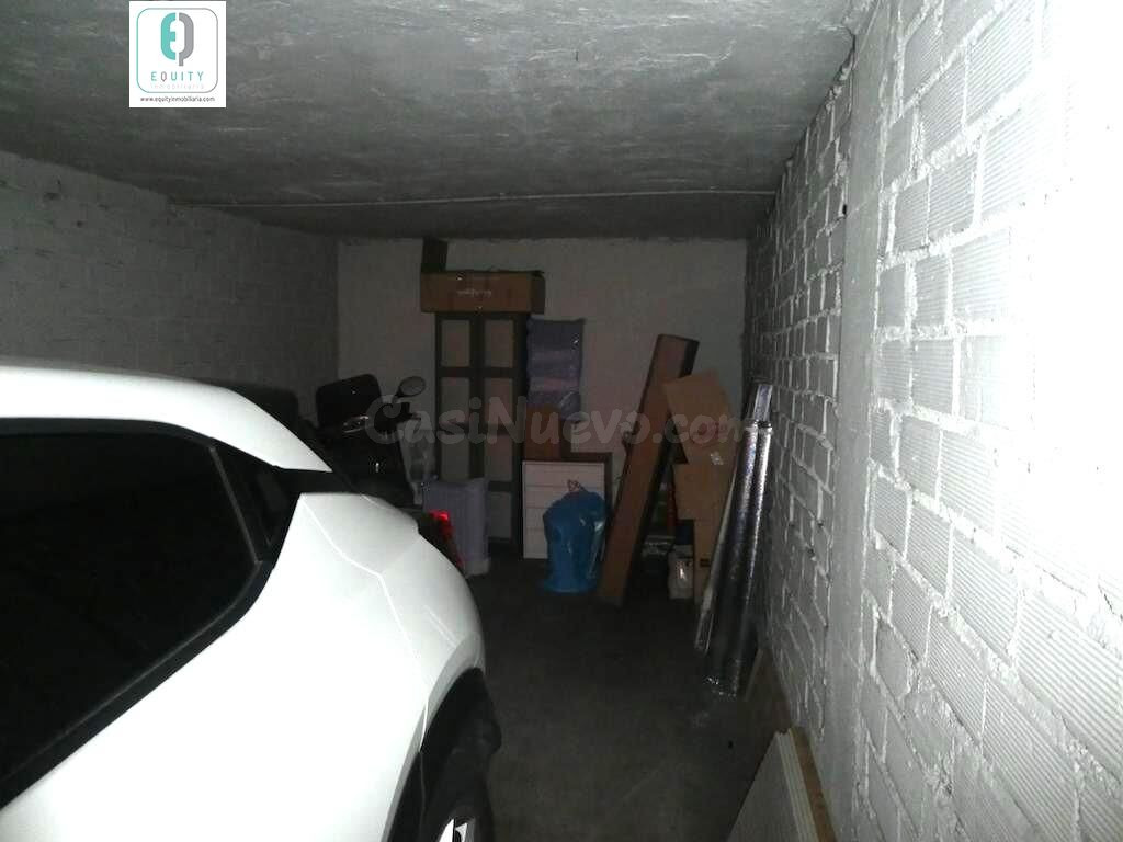 AMPLIA PLAZA DE GARAJE CERRADA EN C/ LAS FLORES - foto 5