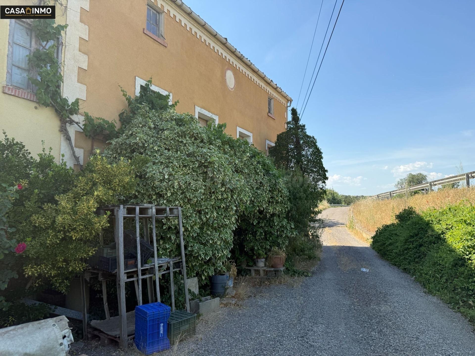 Finca Rústica con Casa, luz y agua a Solo 2 Minutos de Barba - foto 2
