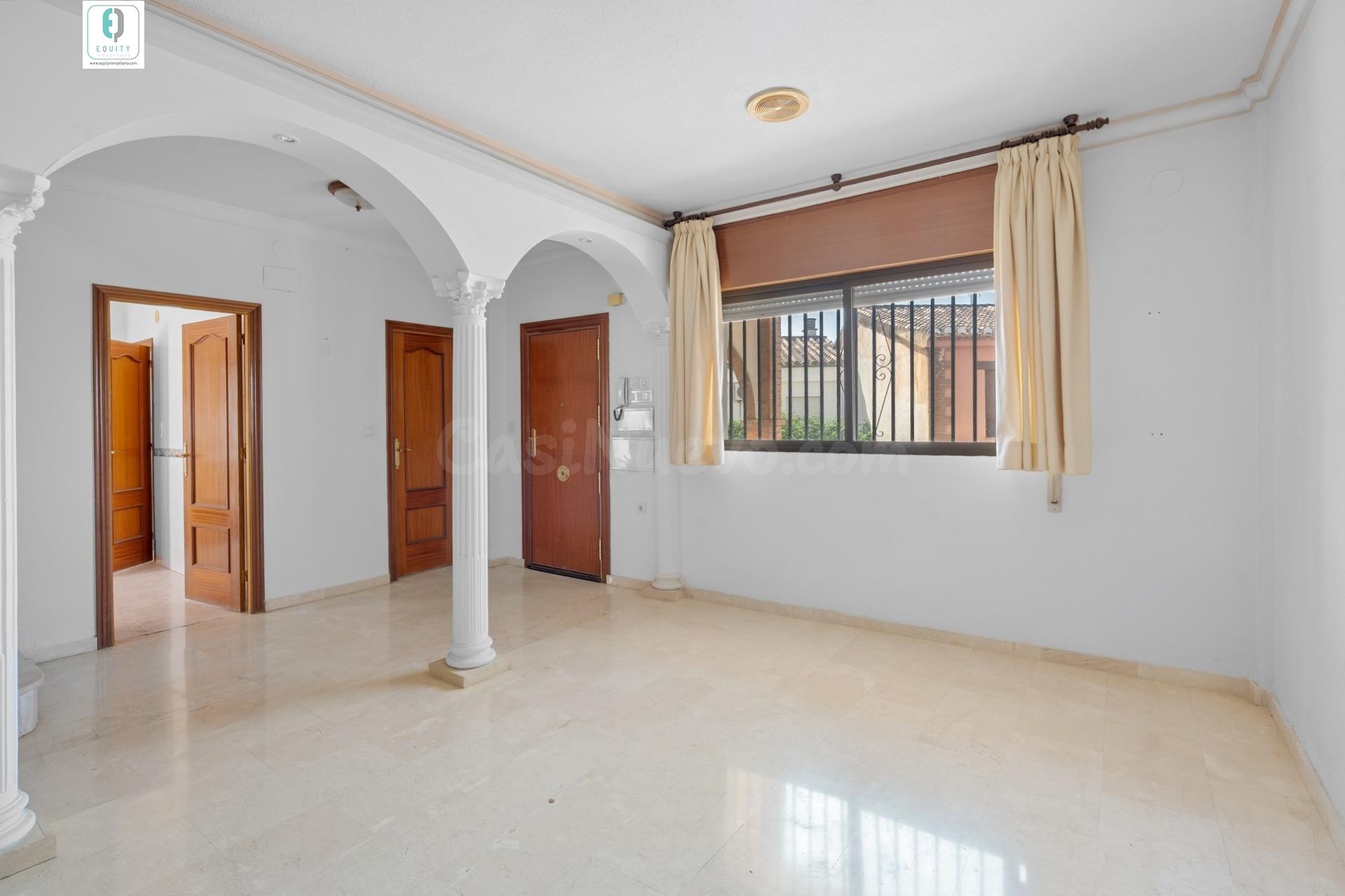 GRAN CASA CON PISCINA EN HUETOR VEGA - foto 3