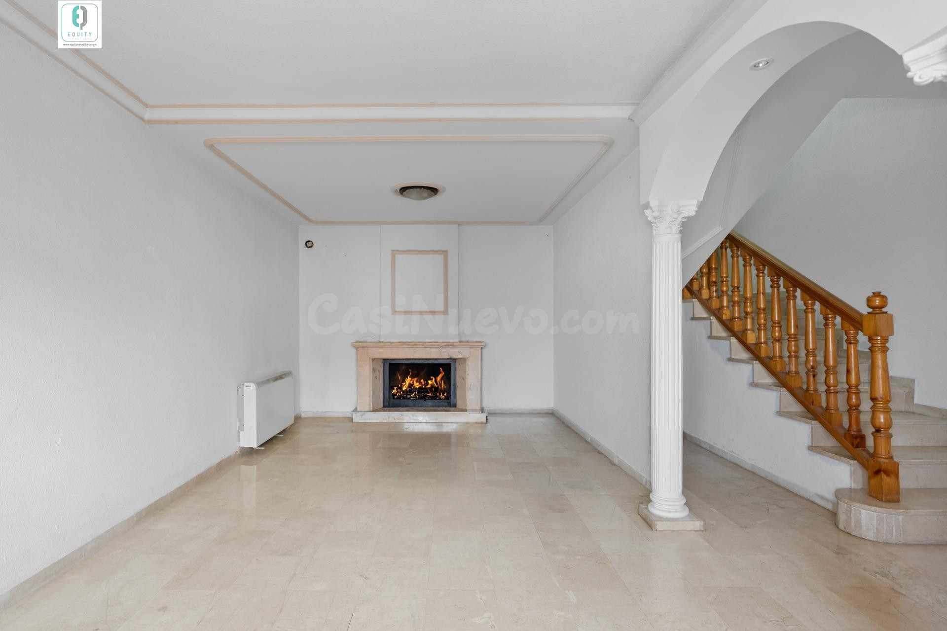 GRAN CASA CON PISCINA EN HUETOR VEGA - foto 4