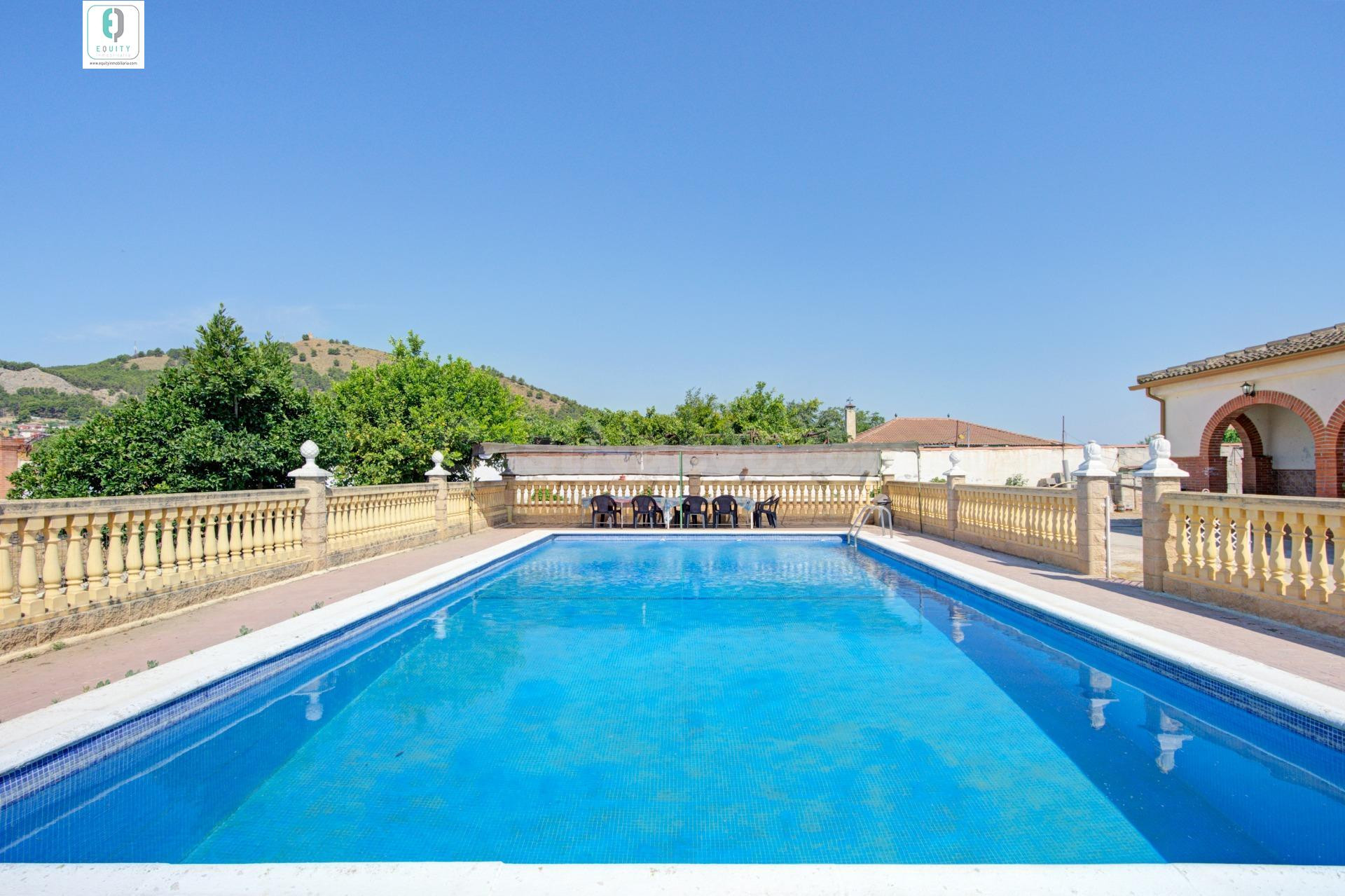CHALET CON PISCINA EN CORTIJO PRETEL (ALBOLOTE) - foto 2