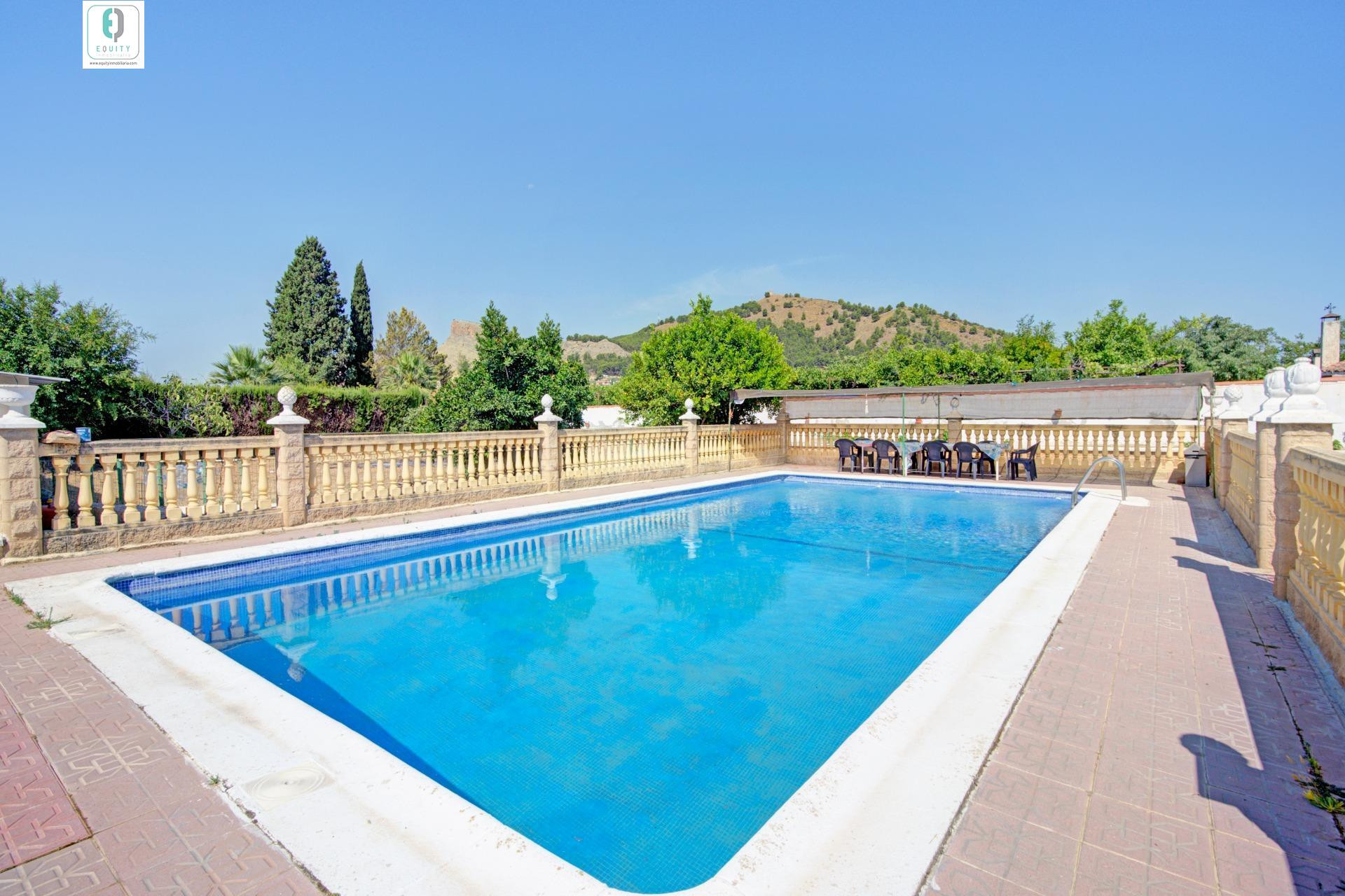 CHALET CON PISCINA EN CORTIJO PRETEL (ALBOLOTE) - foto 4