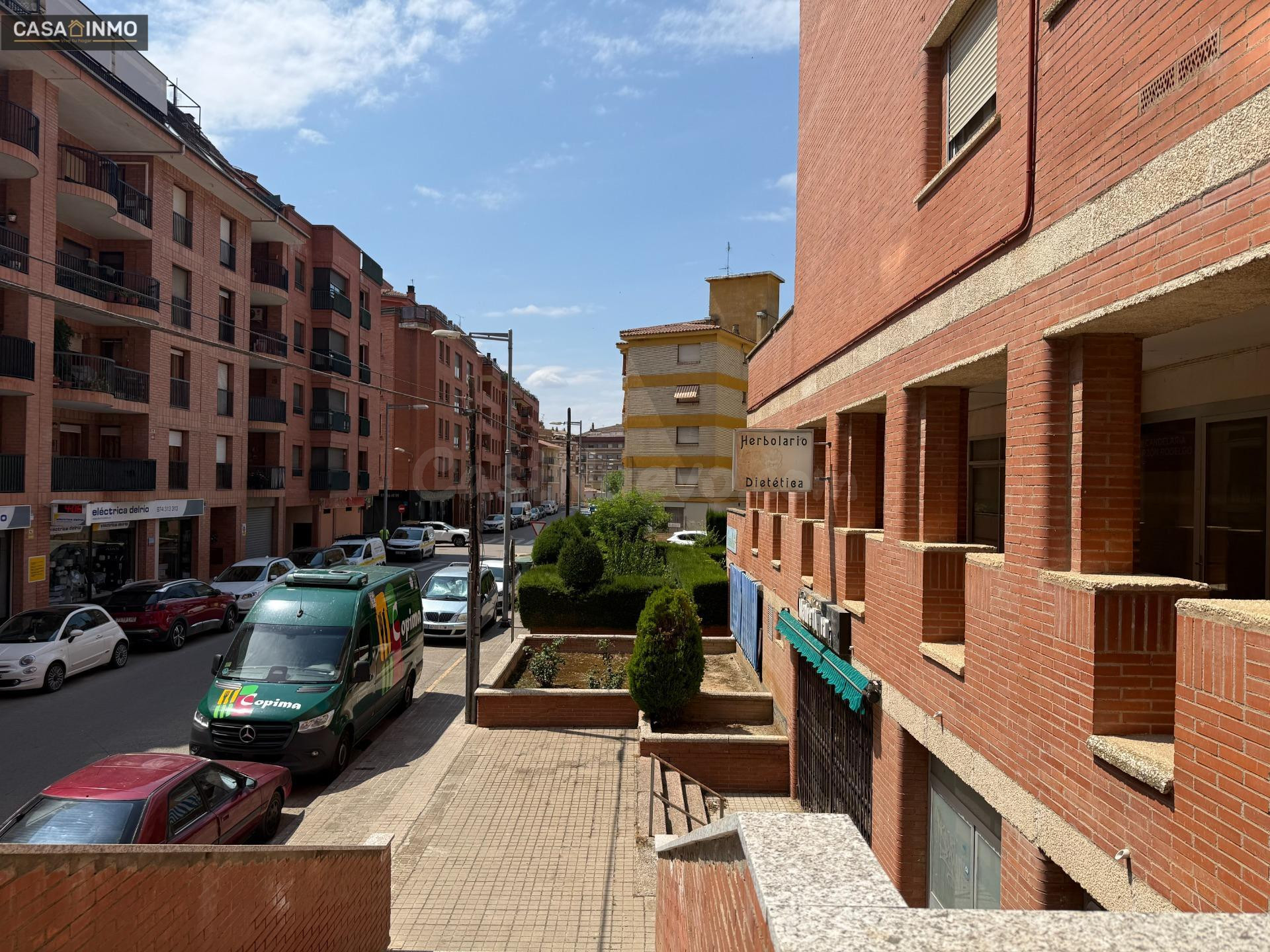 Oportunidad de Local Comercial Reformado en Barbastro - Posi