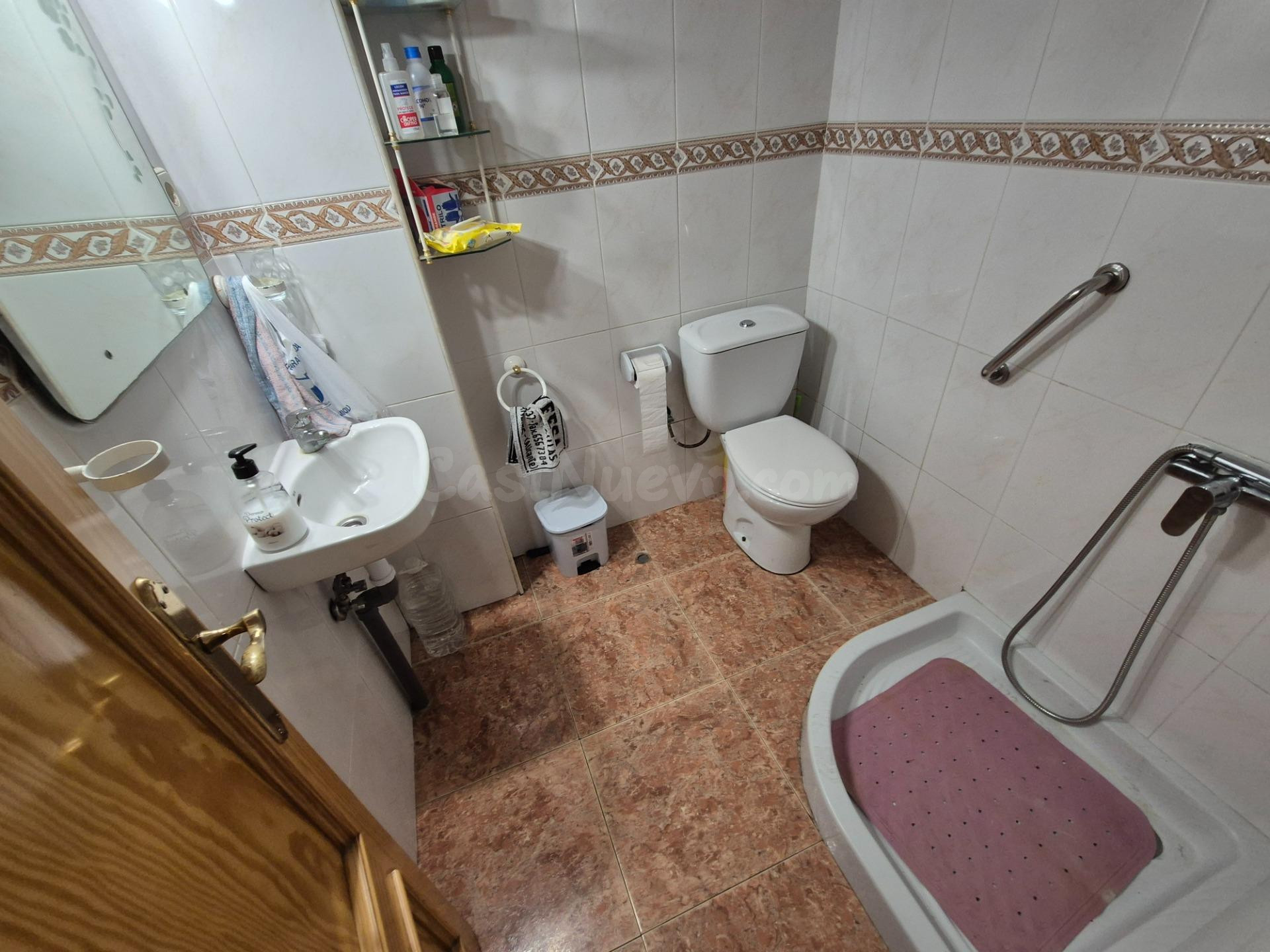 Planta baja en Elda - foto 4