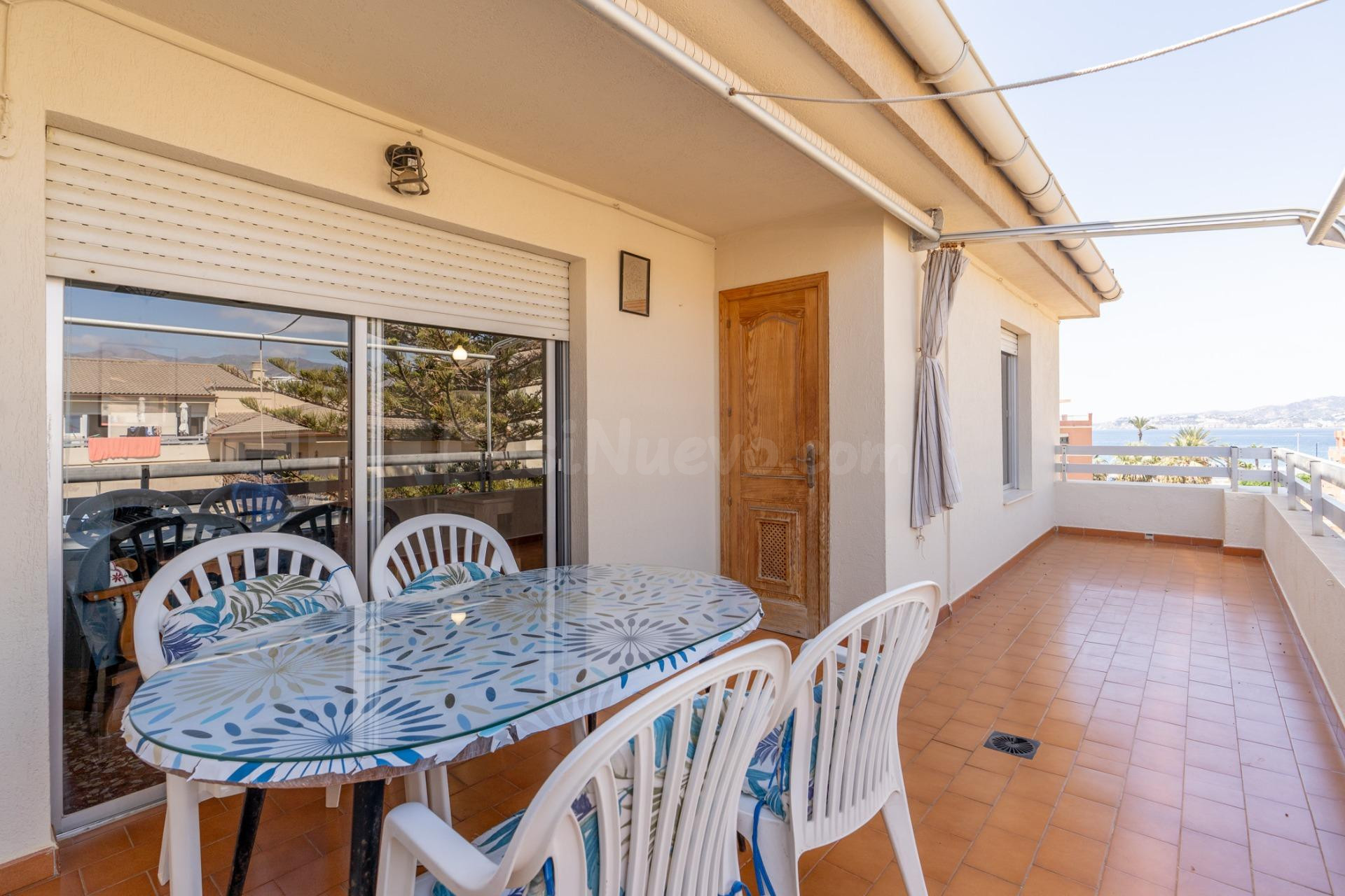 Venta de ÁTICO con plaza de APARCAMIENTO y TRASTERO en la Pl - foto 3