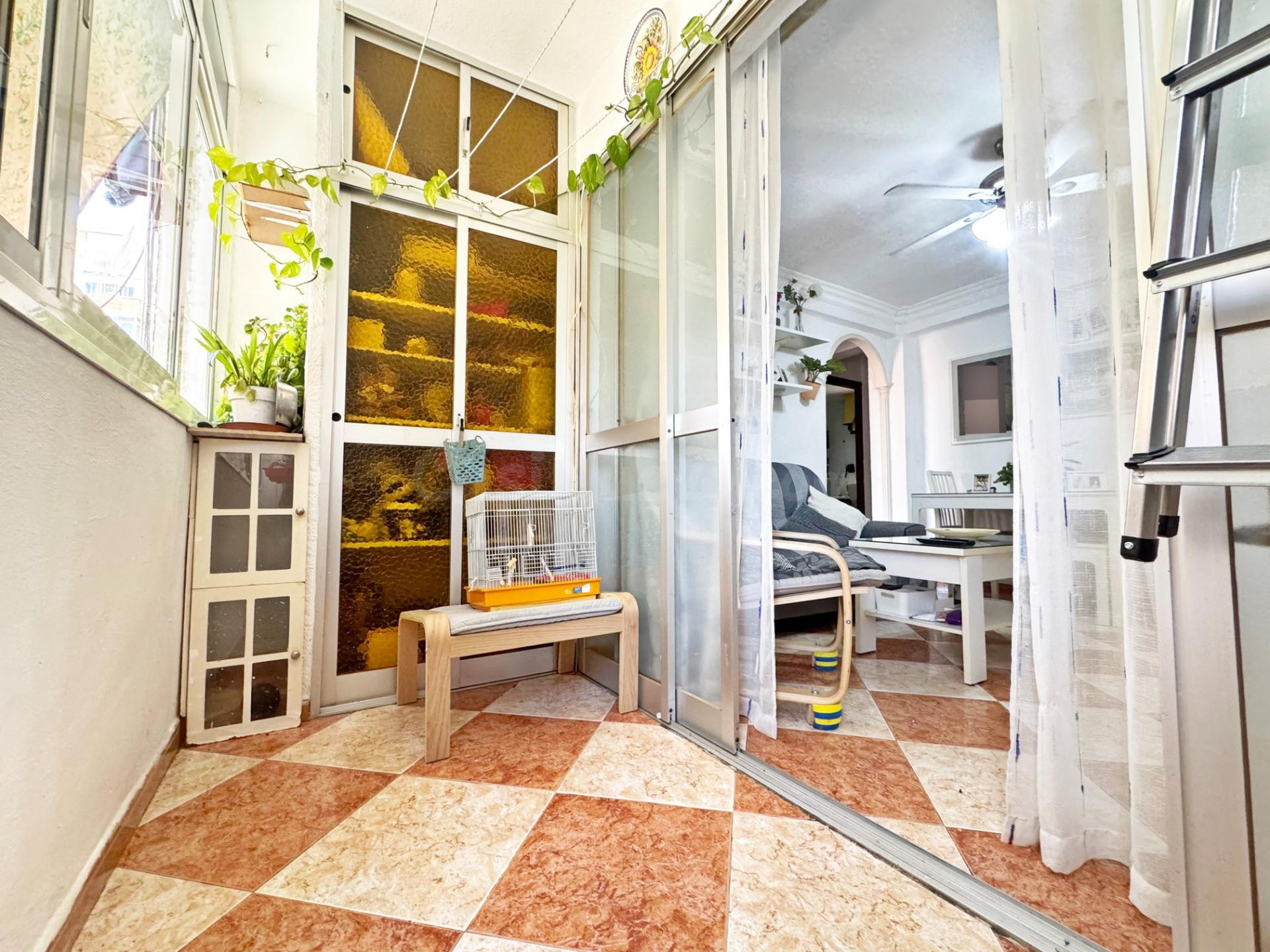Piso con terraza independiente y vistas despejadas al sur en - foto 4