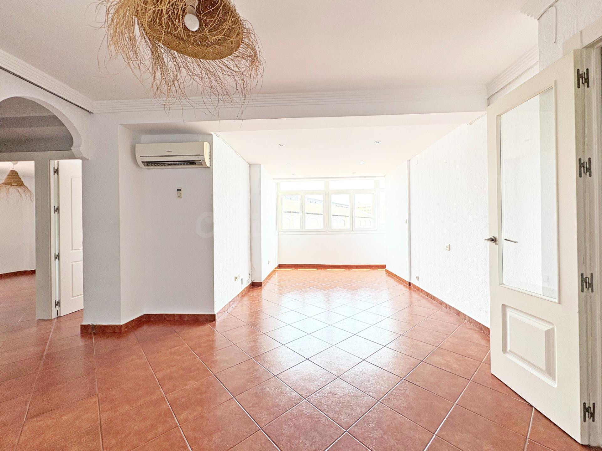 Piso reformado a 200 metros del Vialia. - foto 2