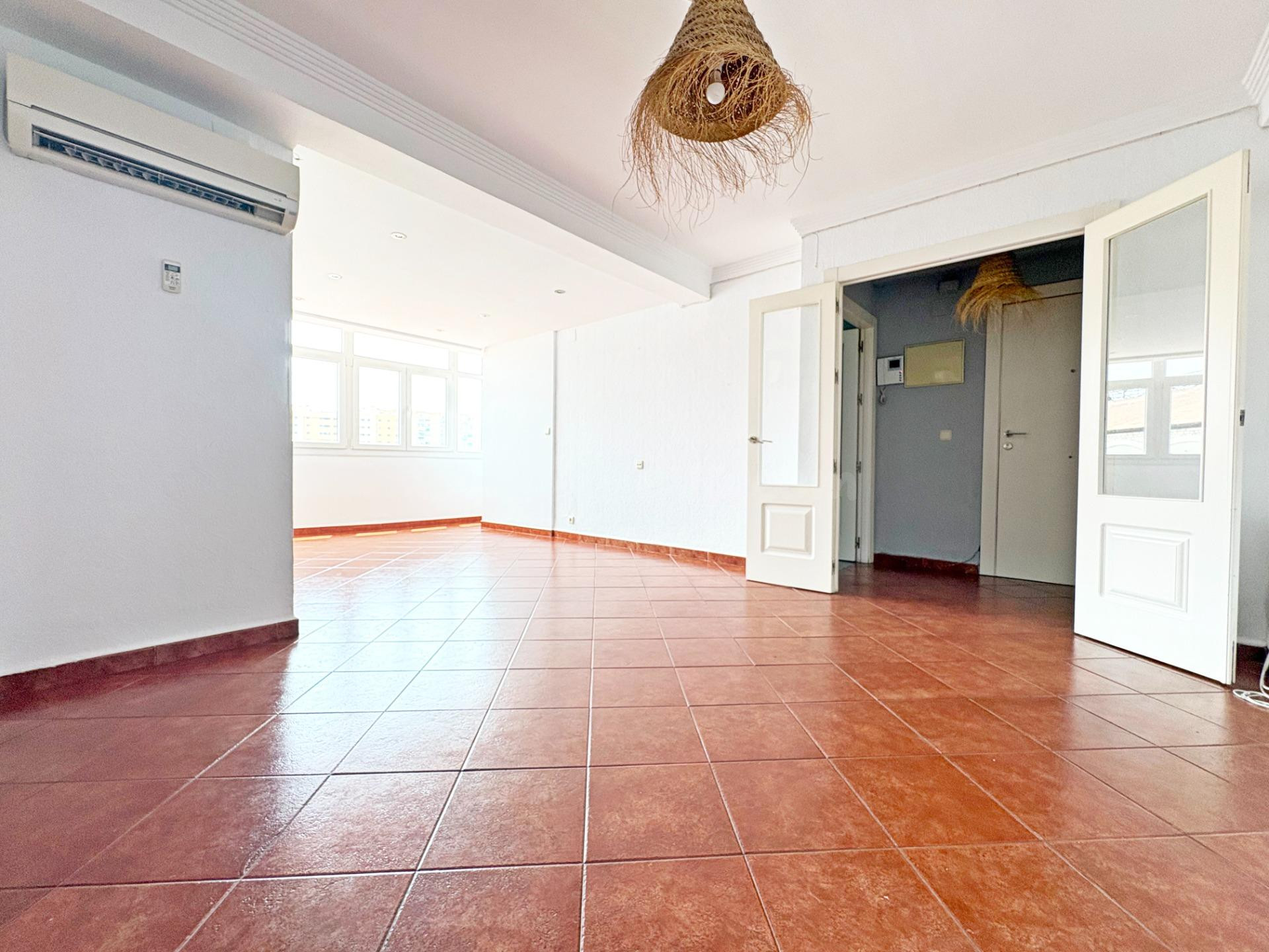 Piso reformado a 200 metros del Vialia. - foto 3
