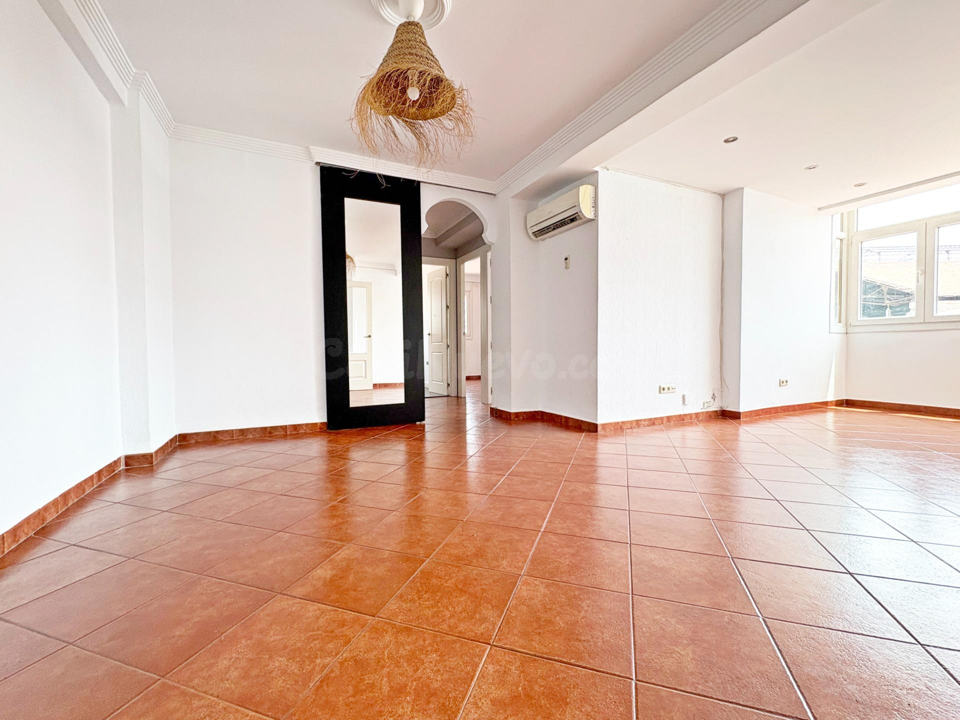 Piso reformado a 200 metros del Vialia. - foto 4