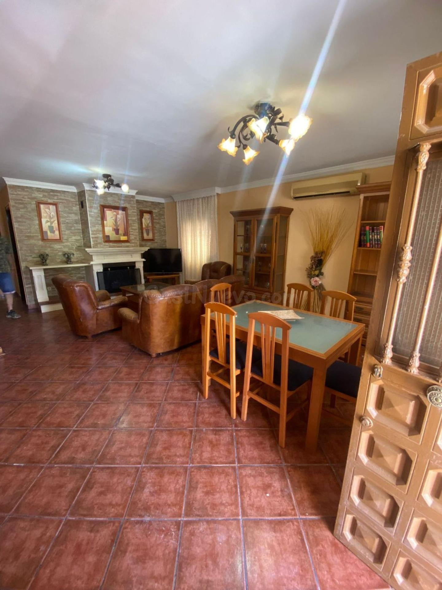 Estupenda casa de una sola planta con 1814 metros de parcela - foto 3