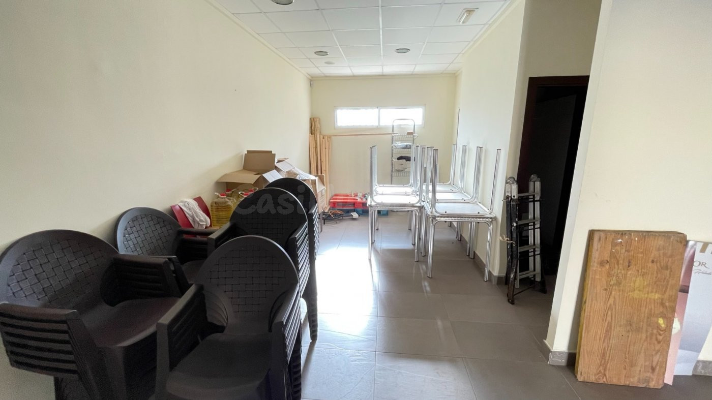 PLAYA XERACO (VALENCIA) - LOCAL COMERCIAL - SE VENDE - foto 4