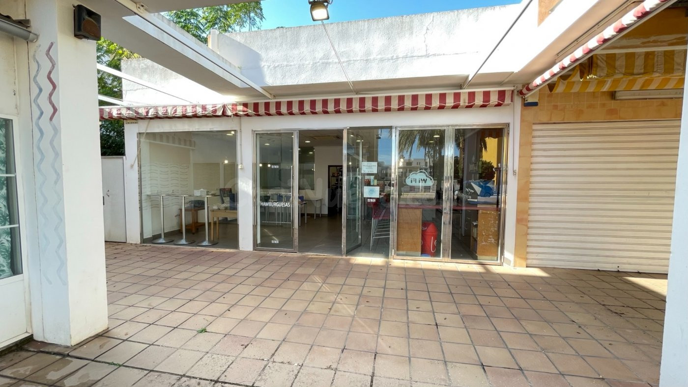 PLAYA XERACO (VALENCIA) - LOCAL COMERCIAL - SE VENDE