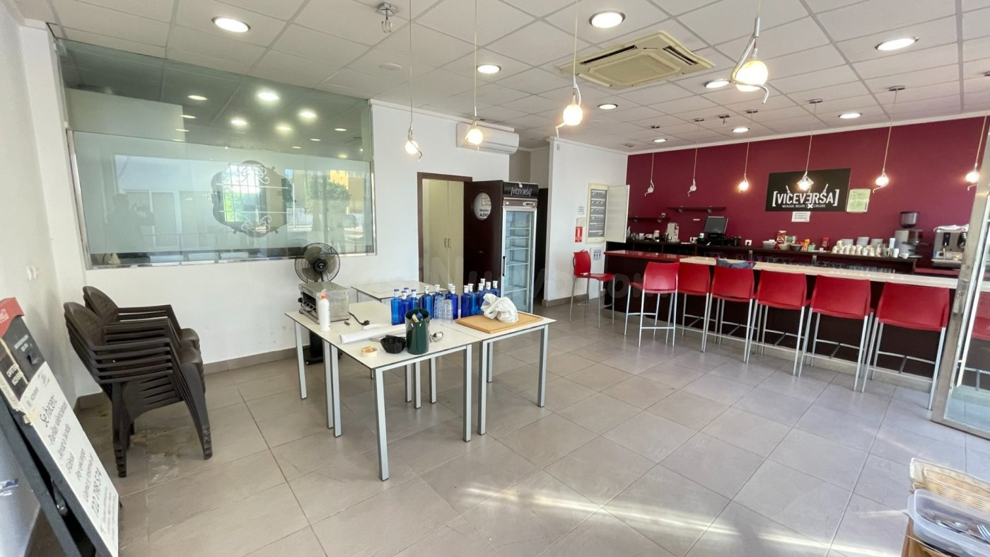 PLAYA XERACO (VALENCIA) - LOCAL COMERCIAL - SE VENDE - foto 3