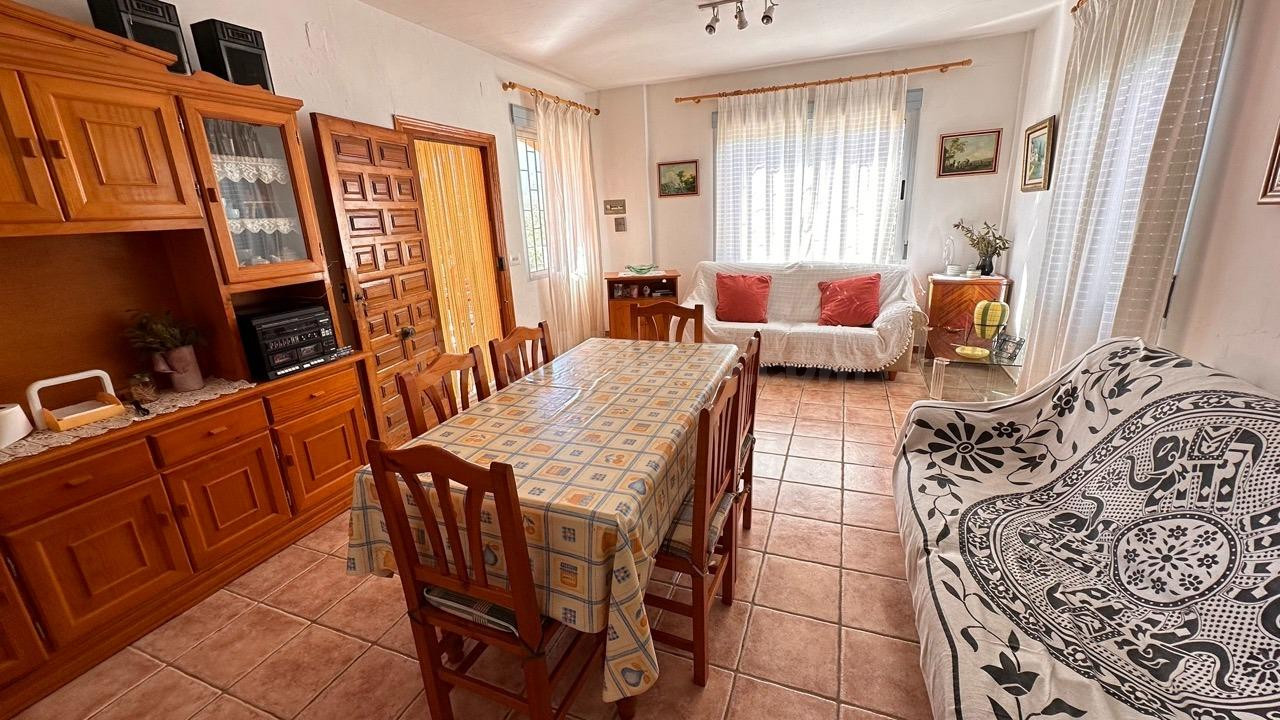Se vende casa con terreno y vistas increíbles en Benicolet - foto 4