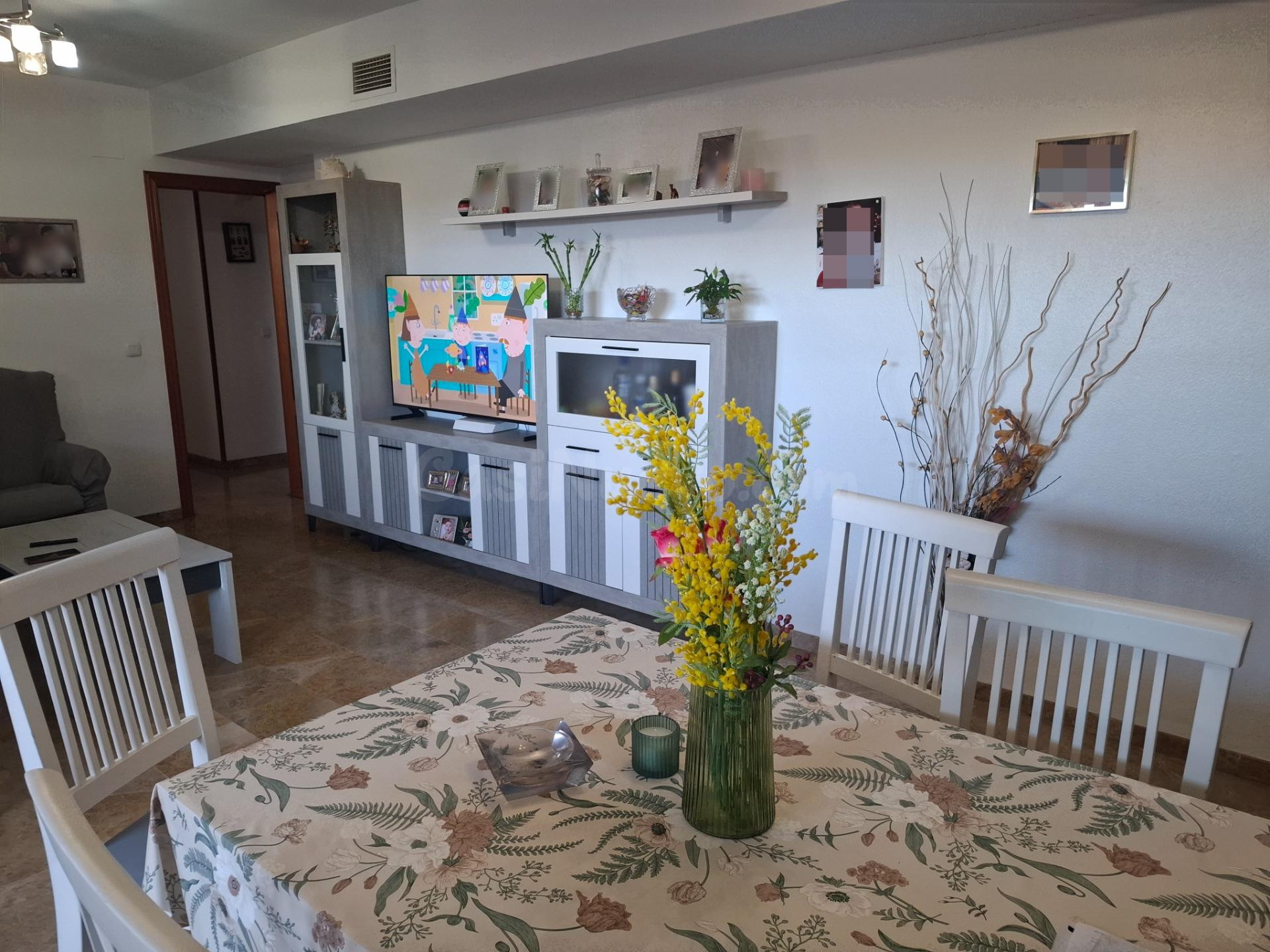 ESTUPENDO ÁTICO DE 5 DORMITORIOS, 2 BAÑOS , RECINTO CERRADO  - foto 4