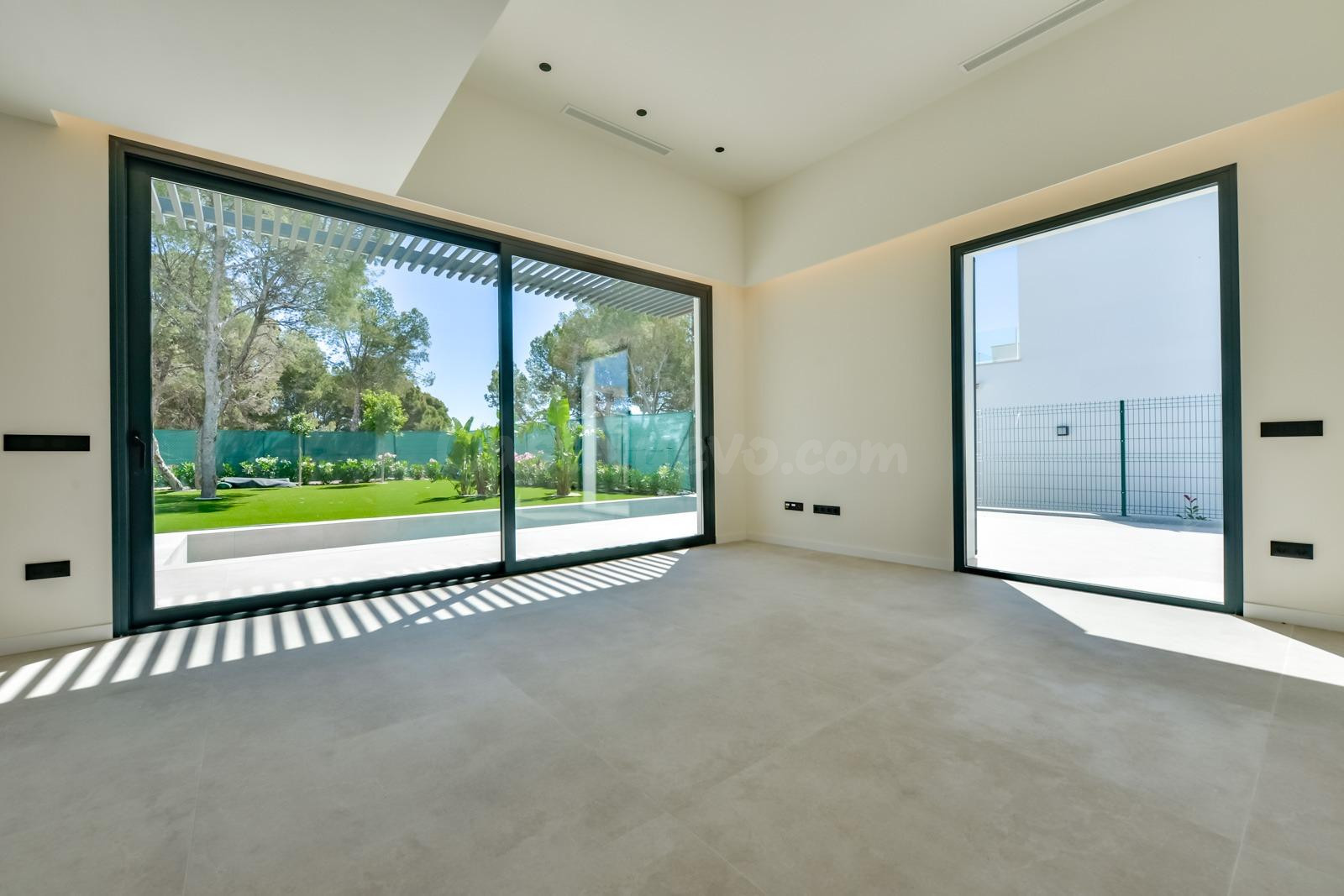 VILLA DE 3 DORMITORIOS CON PISCINA PRIVADA EN FINESTRAT - foto 5